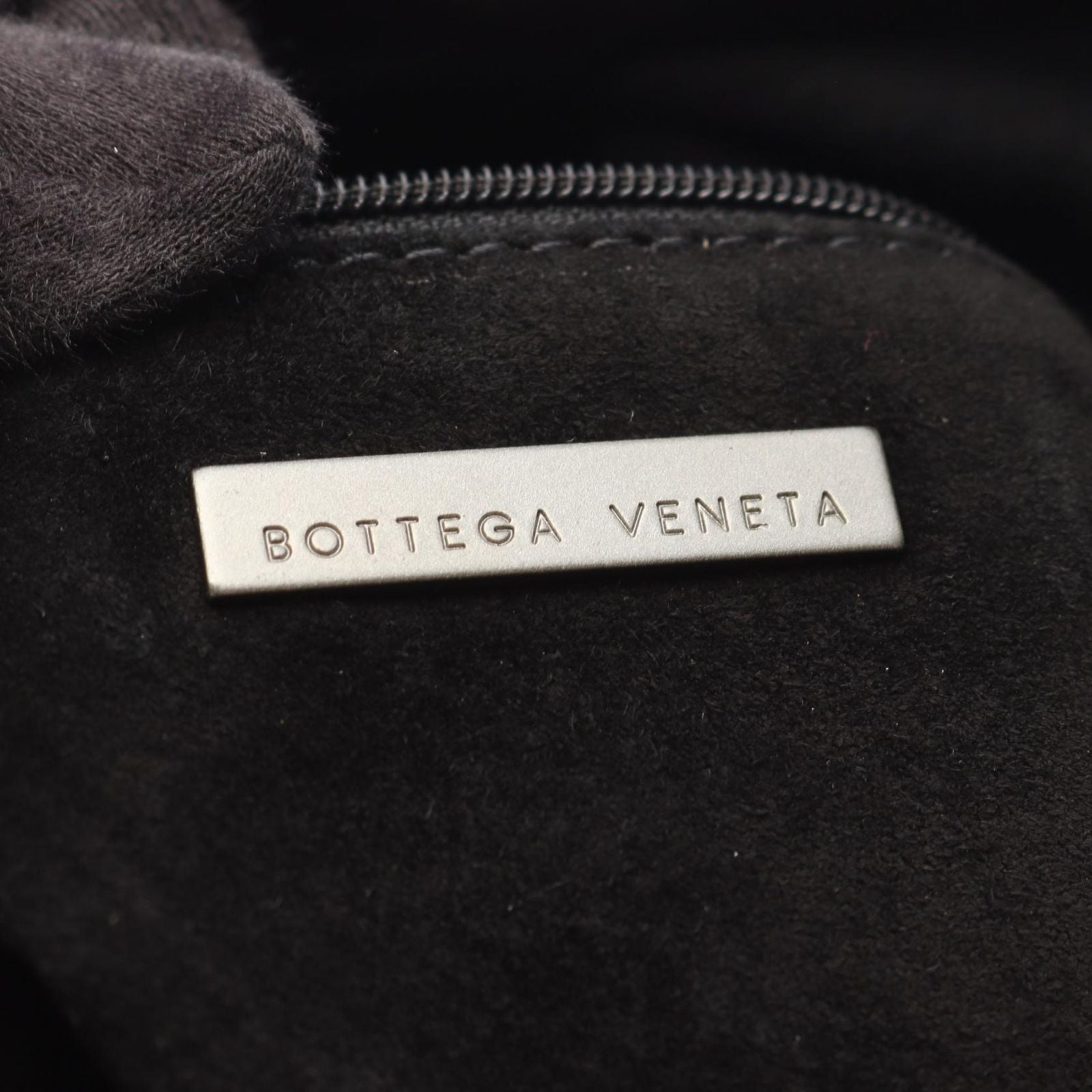 Bottega Veneta Tote Intrecciato Black Leather — view 4
