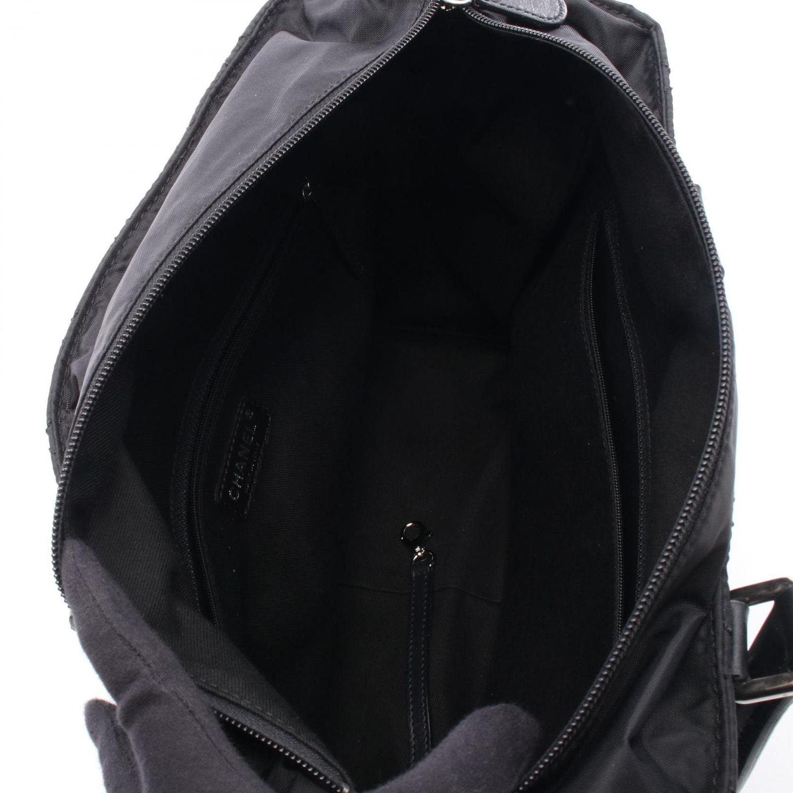 Chanel Tote Paris New York Line Black Nylon Leather — view 3