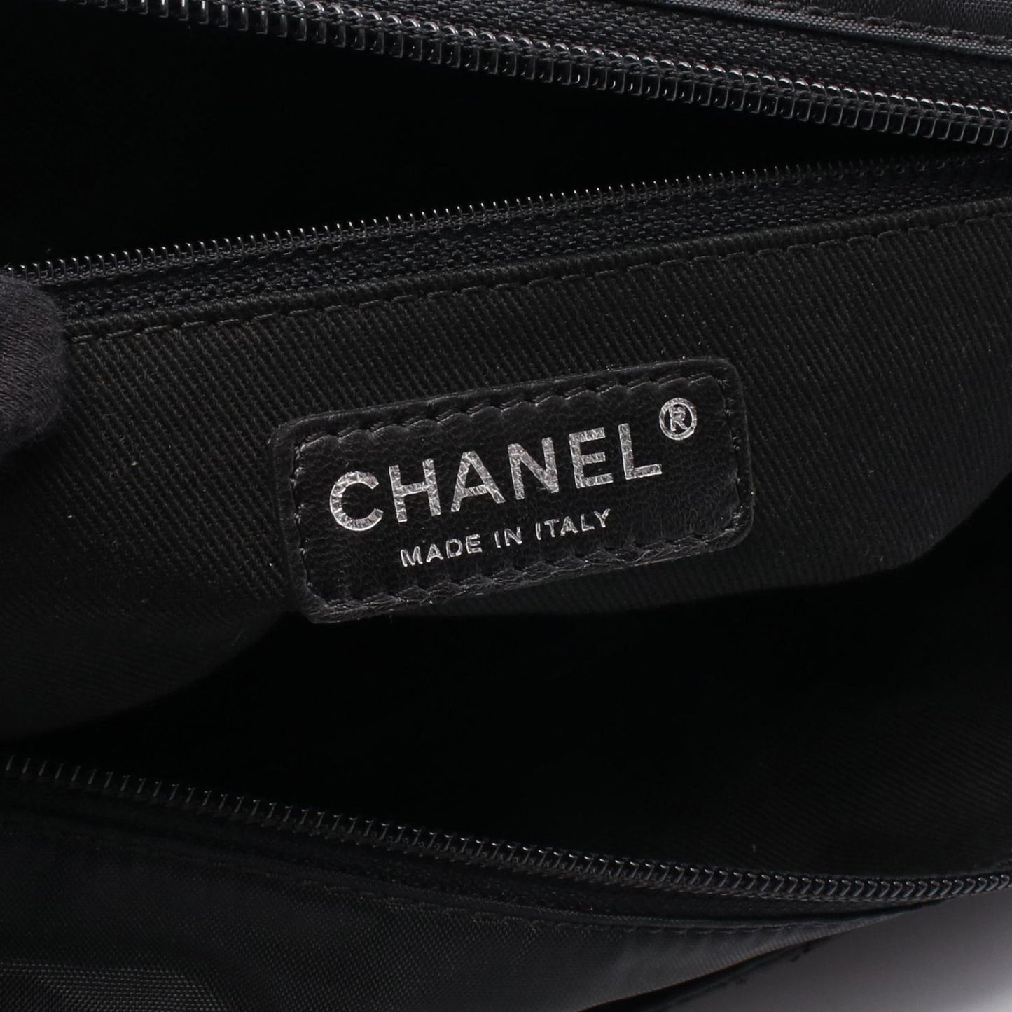 Chanel Tote Paris New York Line Black Nylon Leather — view 4