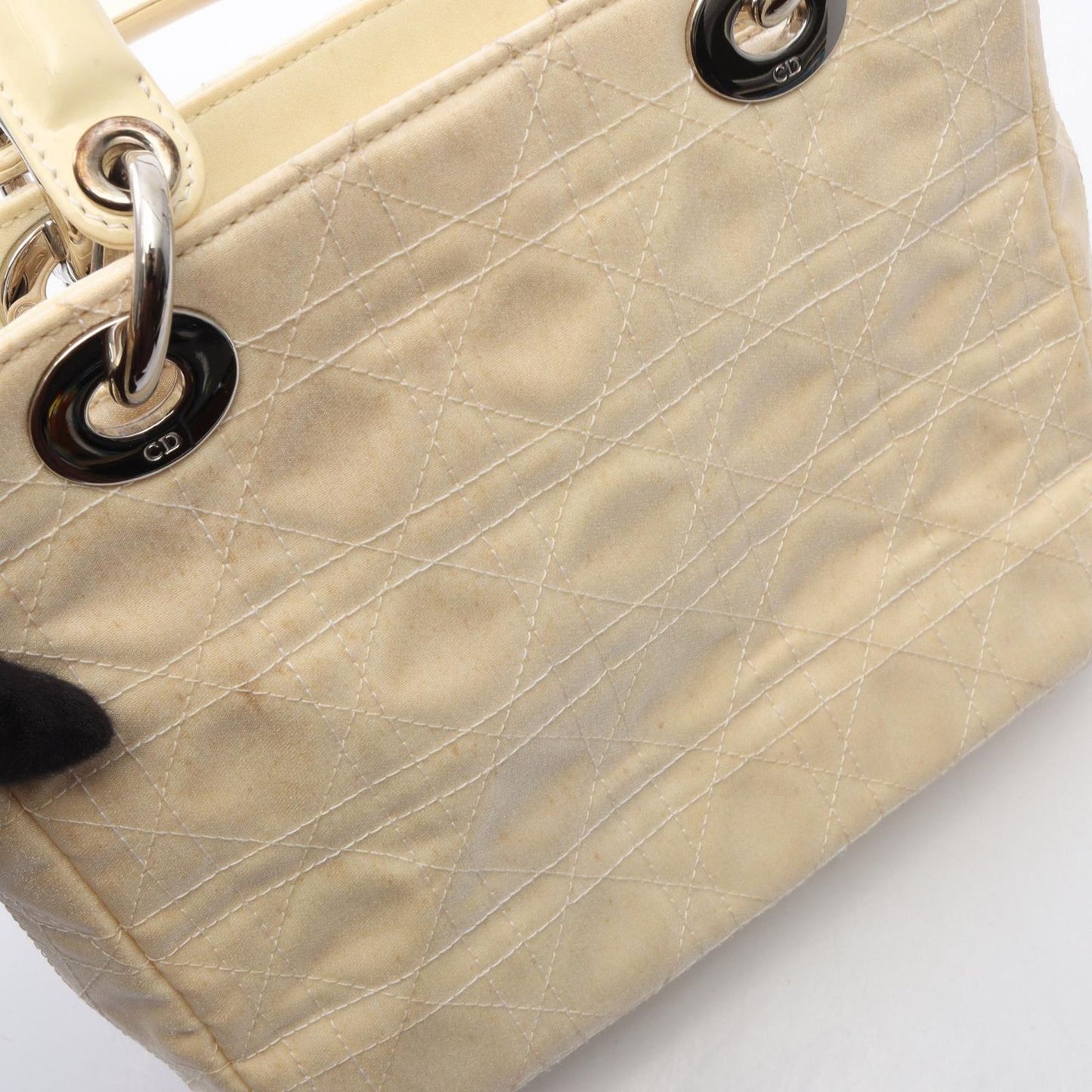 Dior Handbag Lady Dior Cannage 2-Way Beige Patent Leather Tote — view 8