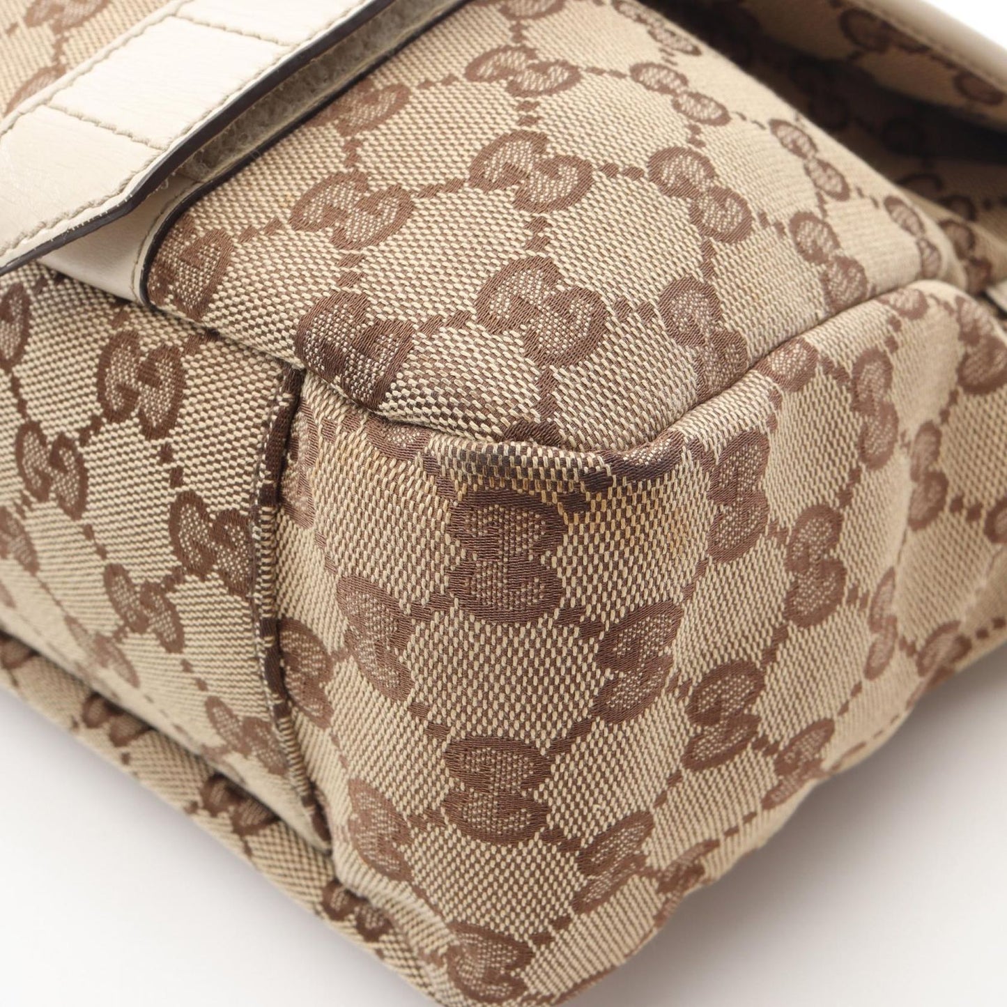 Gucci Shoulder Bag GG Canvas Beige — view 7