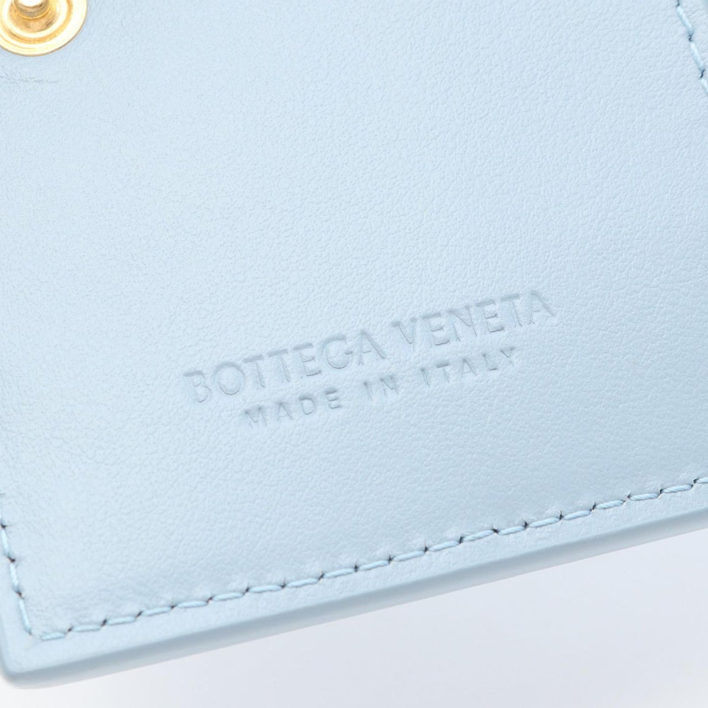 Bottega Veneta Bifold Wallet Small Cassette Maxi Intrecciato Light Blue Leather — view 5