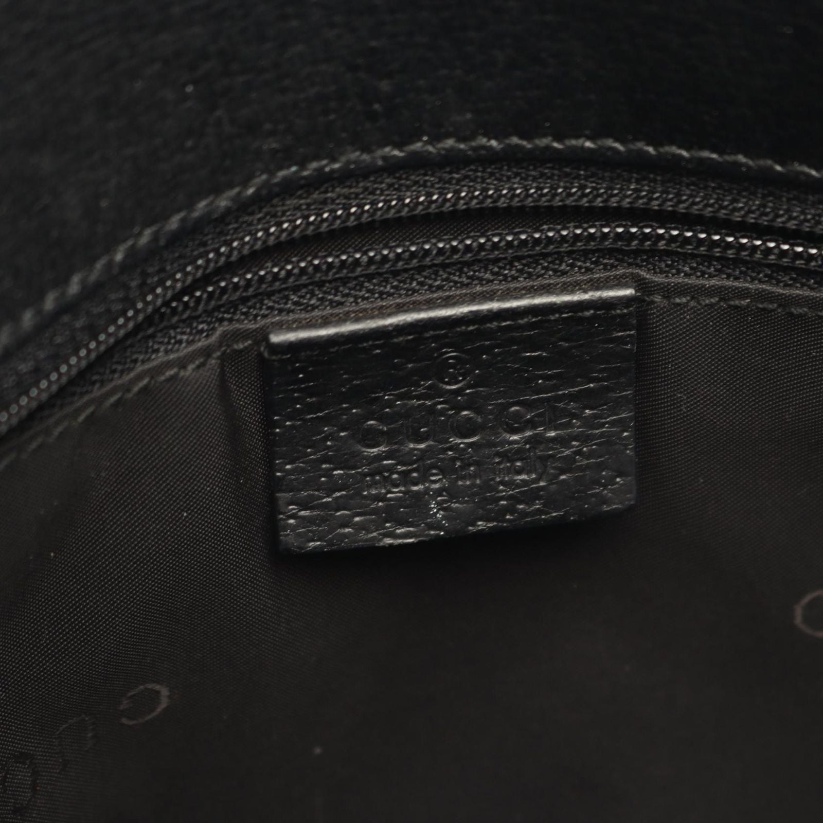 Gucci Shoulder Bag 001 Black Nylon Leather — view 4