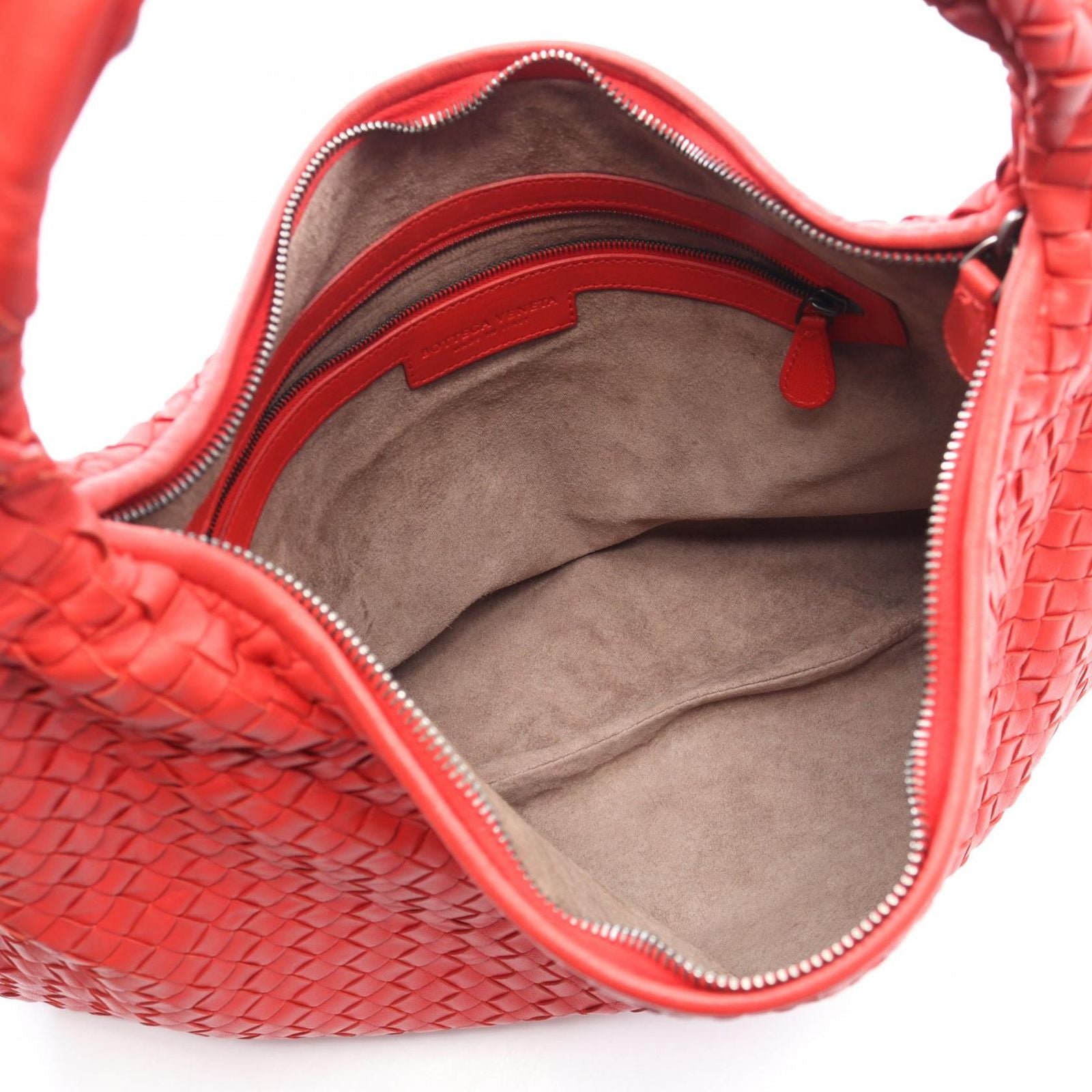 Bottega Veneta Shoulder Bag Intrecciato Red Leather — view 3