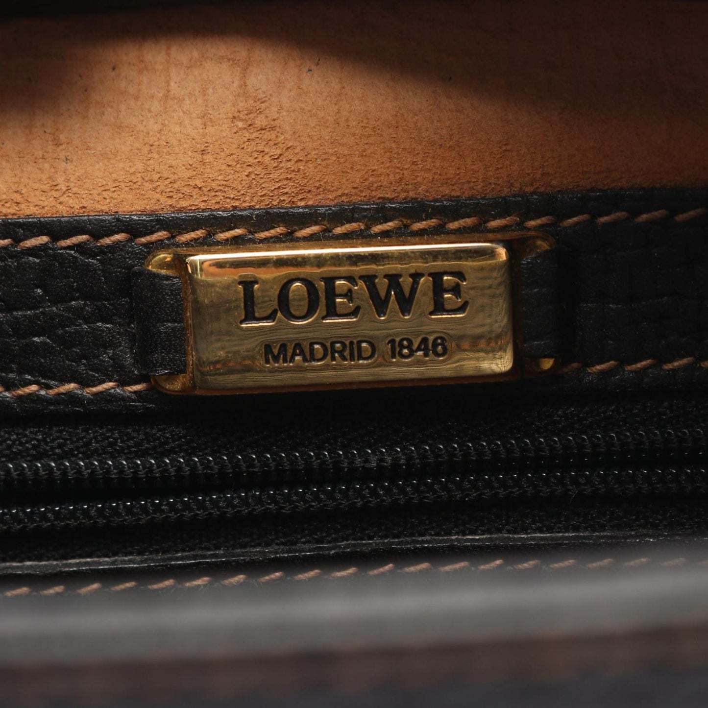 Loewe Shoulder Bag Black — view 4