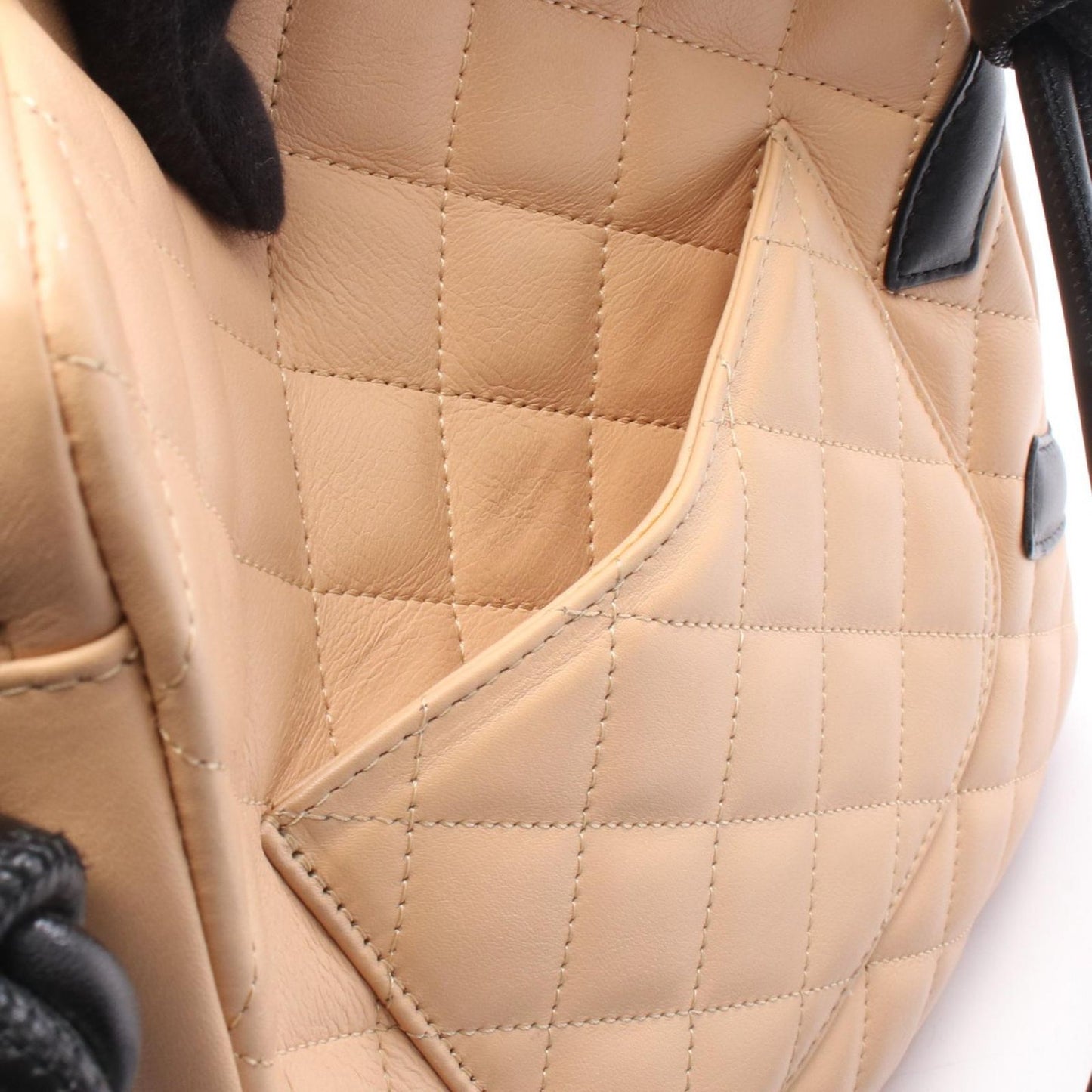 Chanel Shoulder Bag Cambon Line Beige Black Leather — view 6