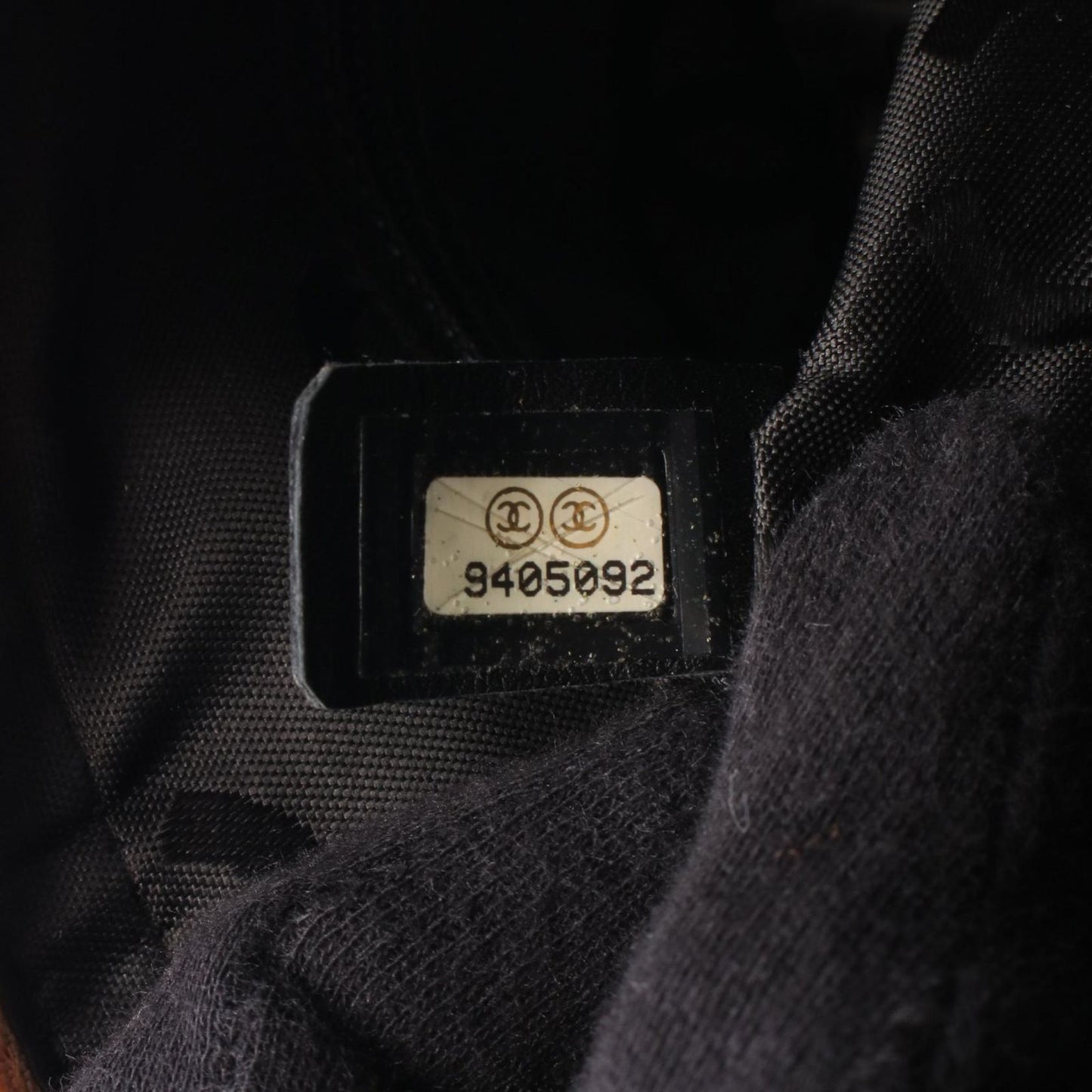 Chanel Shoulder Bag Cambon Line Beige Black Leather — view 5