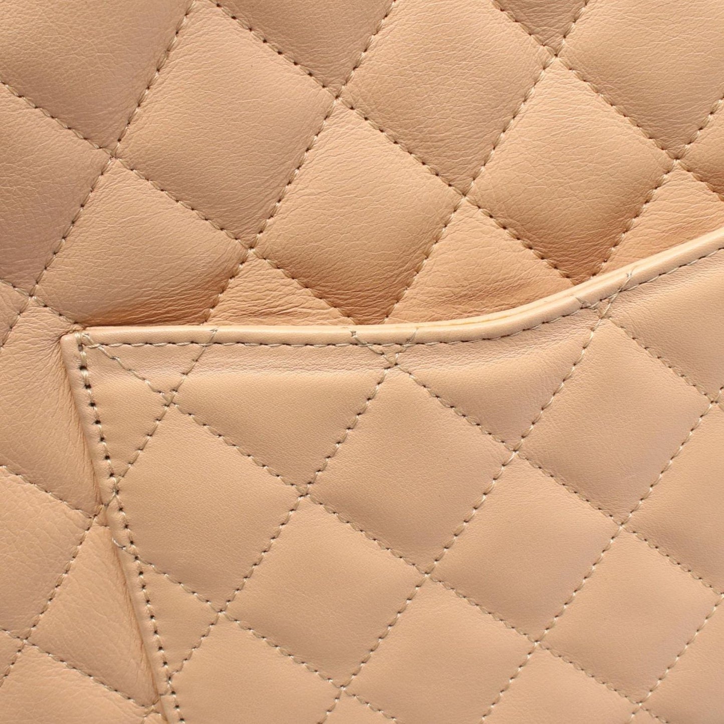 Chanel Shoulder Bag Cambon Line Beige Black Leather — view 7