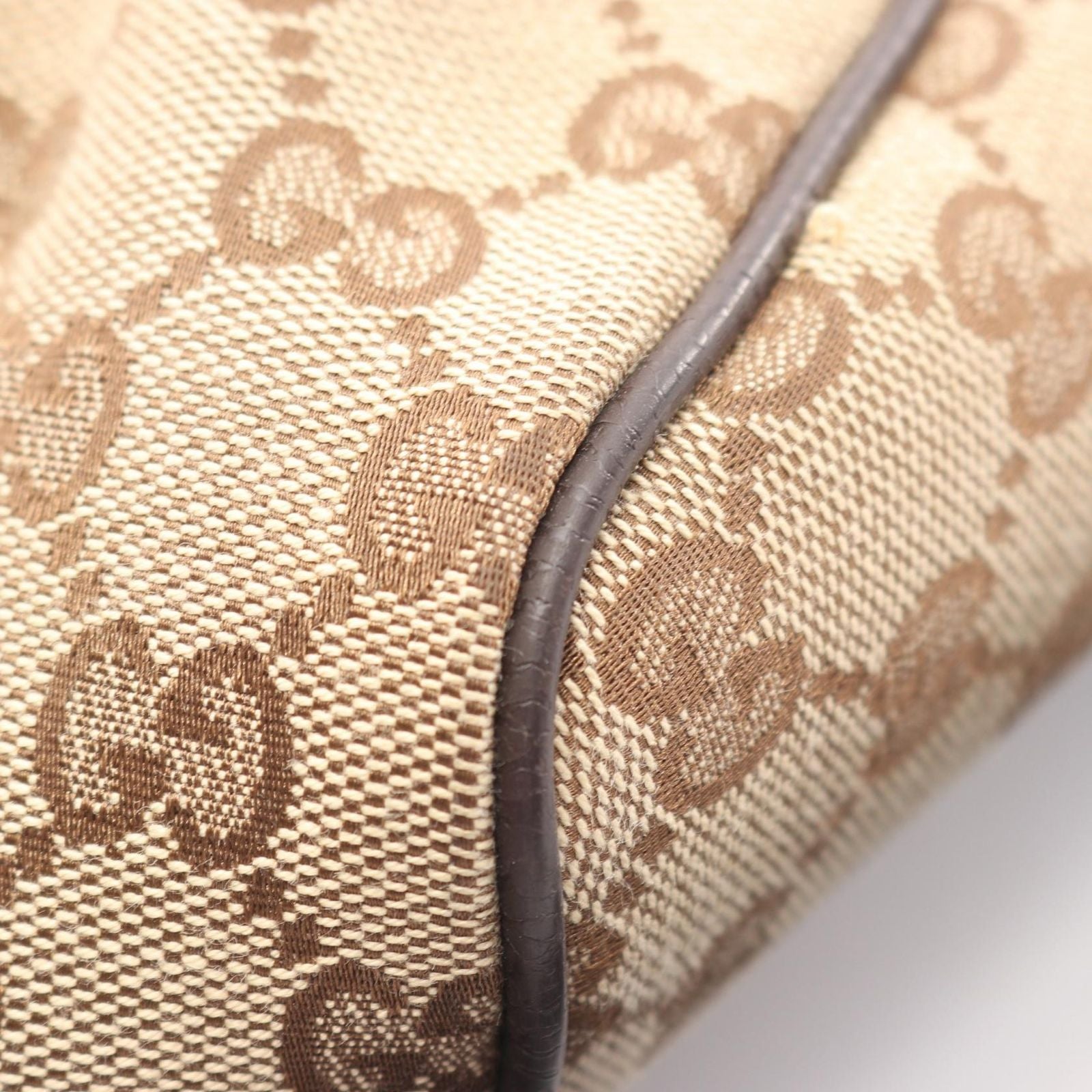 Gucci Shoulder Bag GG Canvas Beige Brown Messenger — view 5