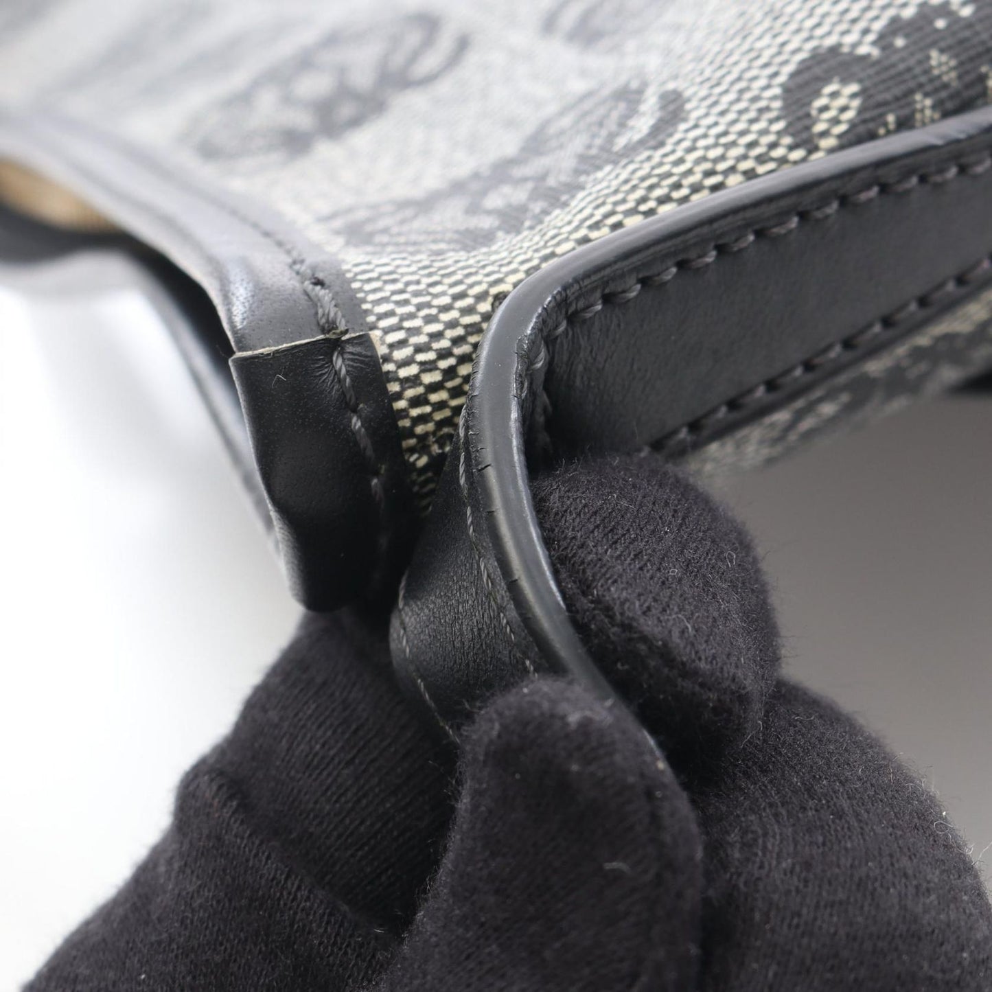 Loewe Shoulder Bag Anagram Gray Black Canvas Leather — view 9