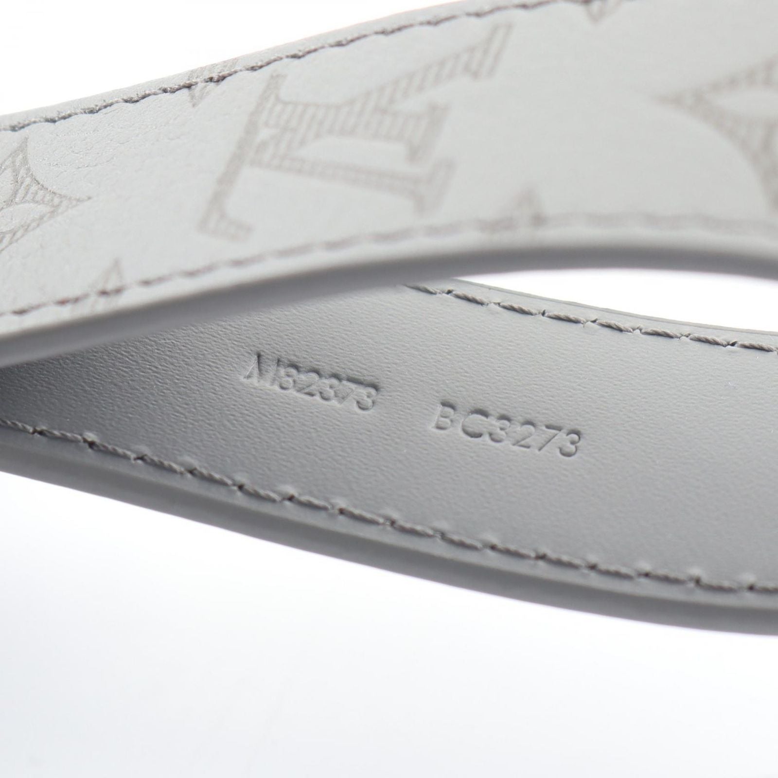 Louis Vuitton Key Holder Dragonne Monogram Shadow Gray Leather — view 4
