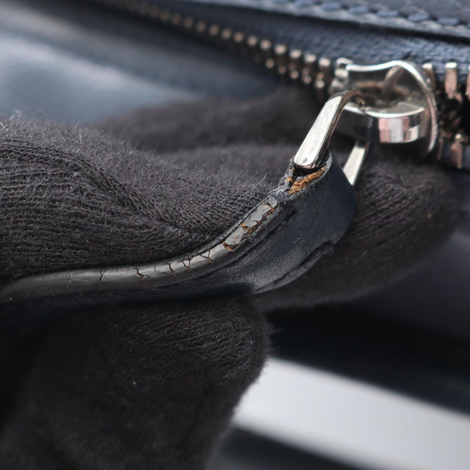 Loewe Handbag Cruz 2-Way Dark Blue Leather Shoulder — view 9