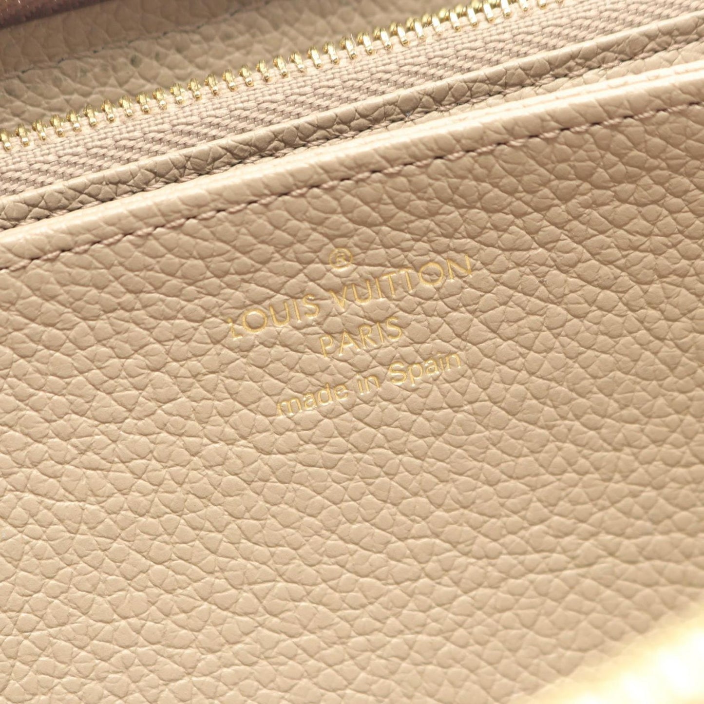 Louis Vuitton Round Wallet Zippy Monogram Empreinte Tourterelle Leather — view 4