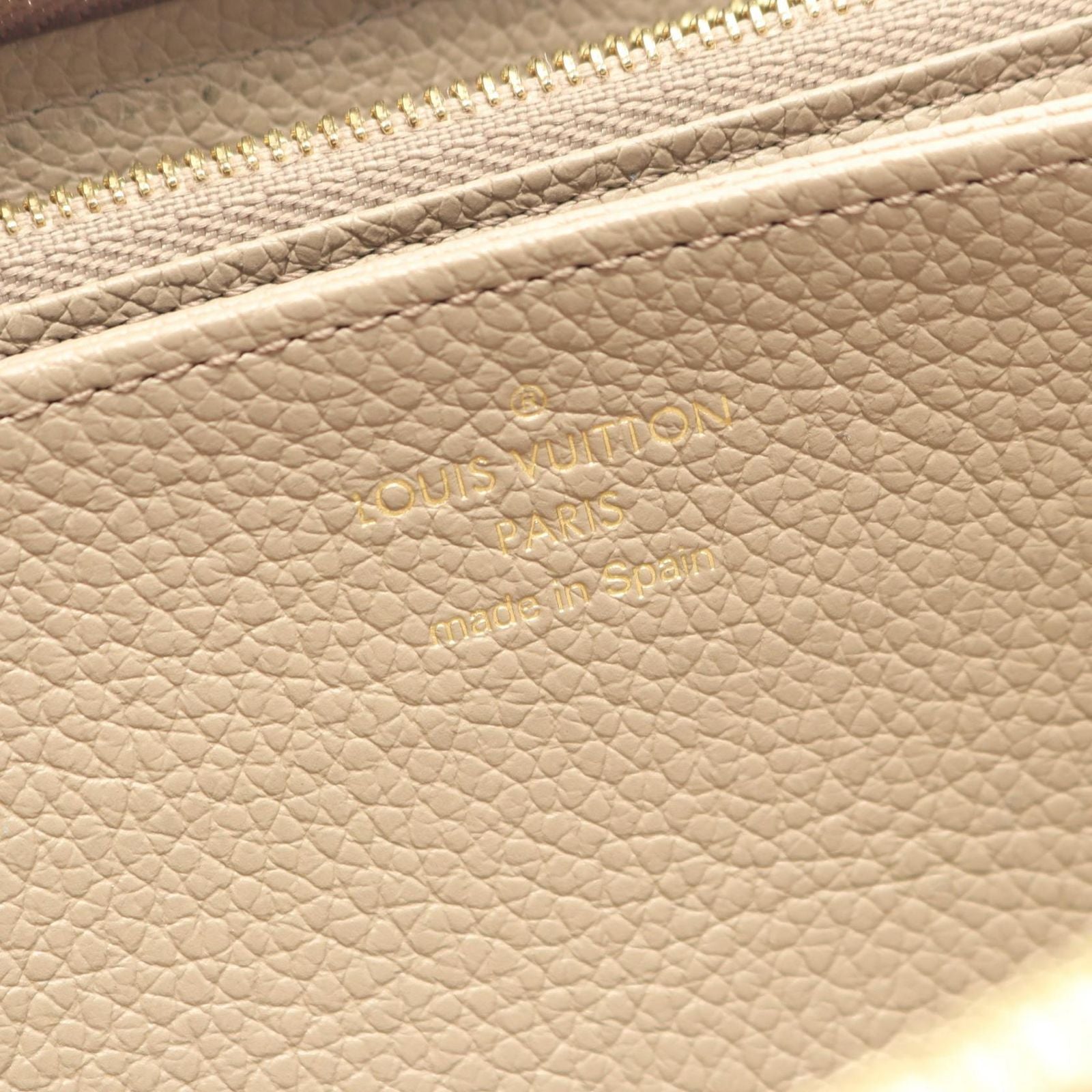 Louis Vuitton Round Wallet Zippy Monogram Empreinte Tourterelle Leather — view 4