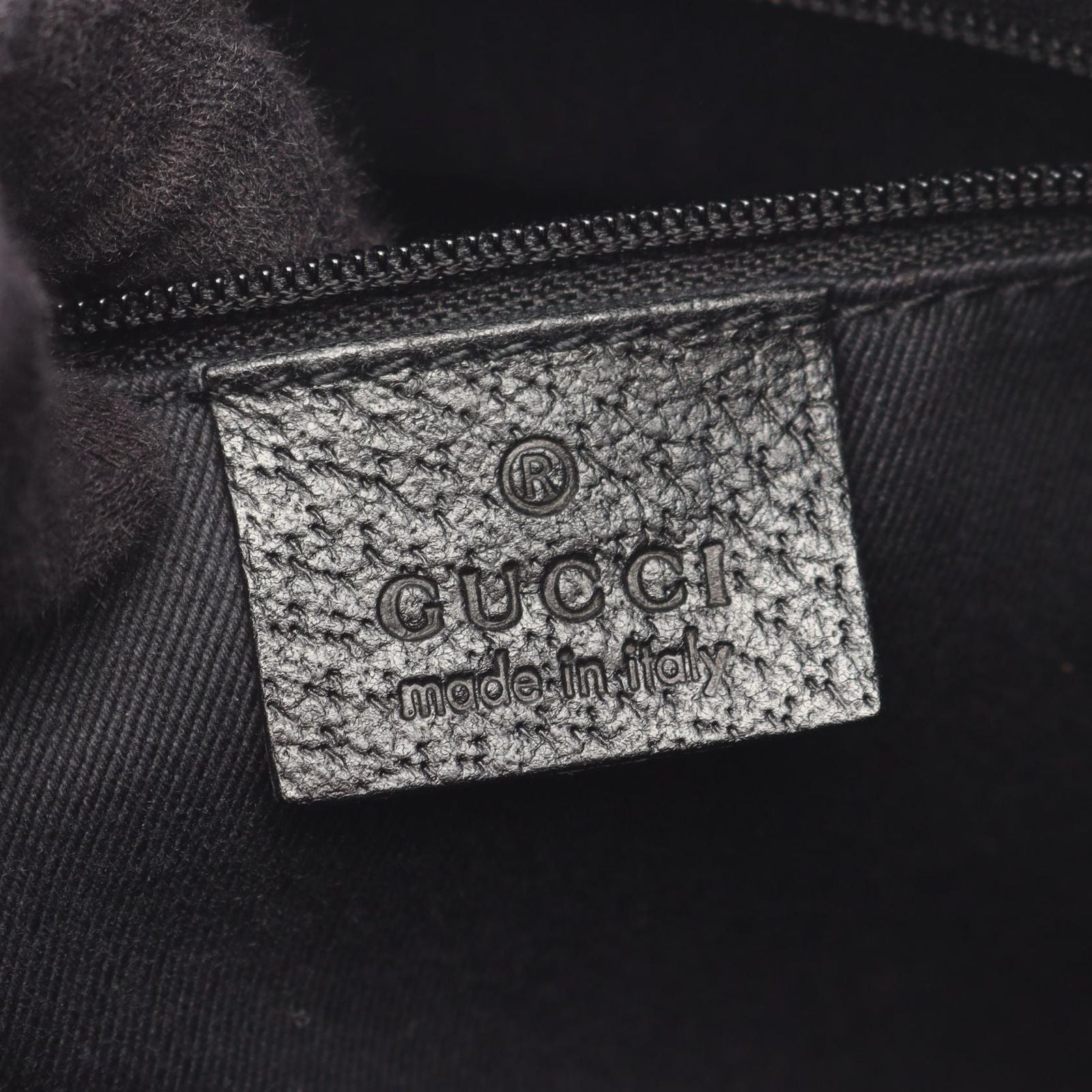 Gucci Shoulder Bag GG Canvas Black — view 4