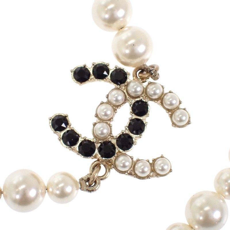 Chanel CC Pearl Long Necklace Metal Faux White Black Gold Pendant CC Logo — view 5
