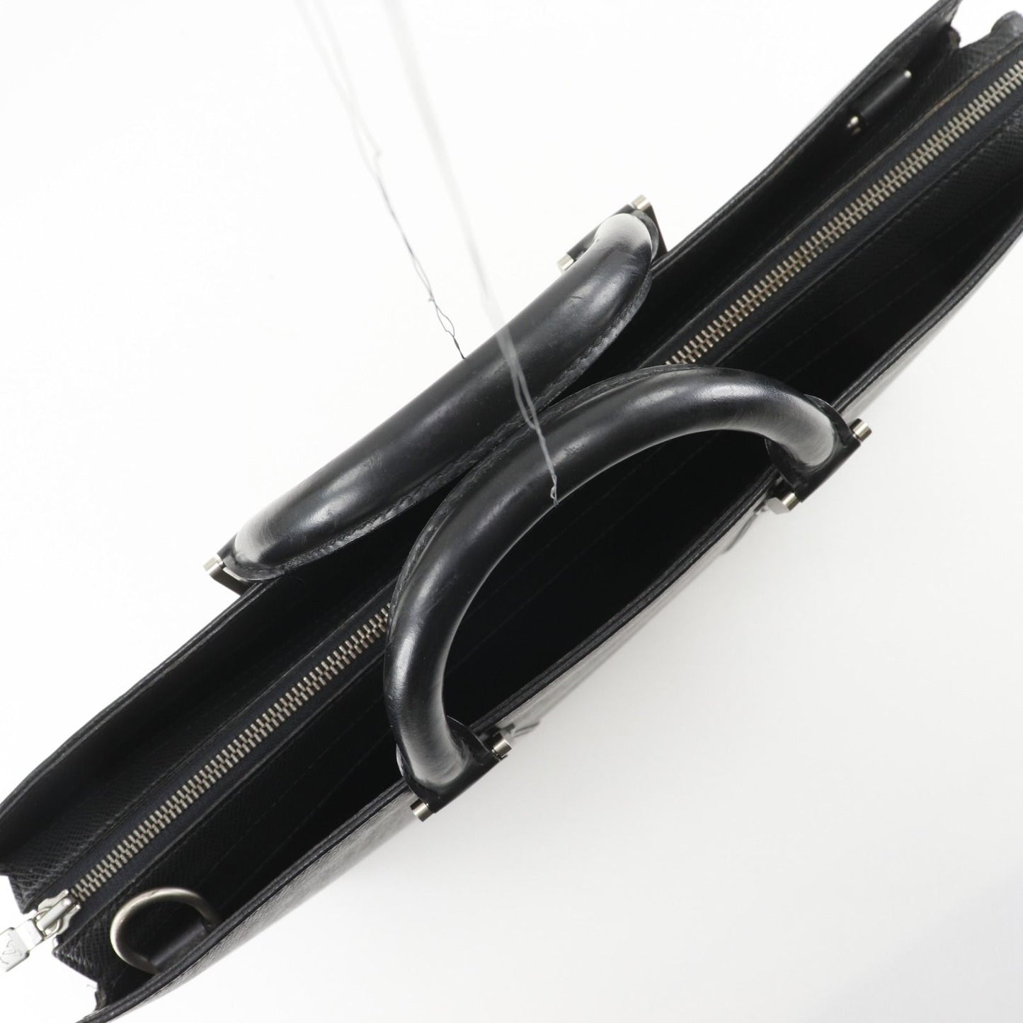 Louis Vuitton Porte Documents Taiga Ardoise Black — view 5