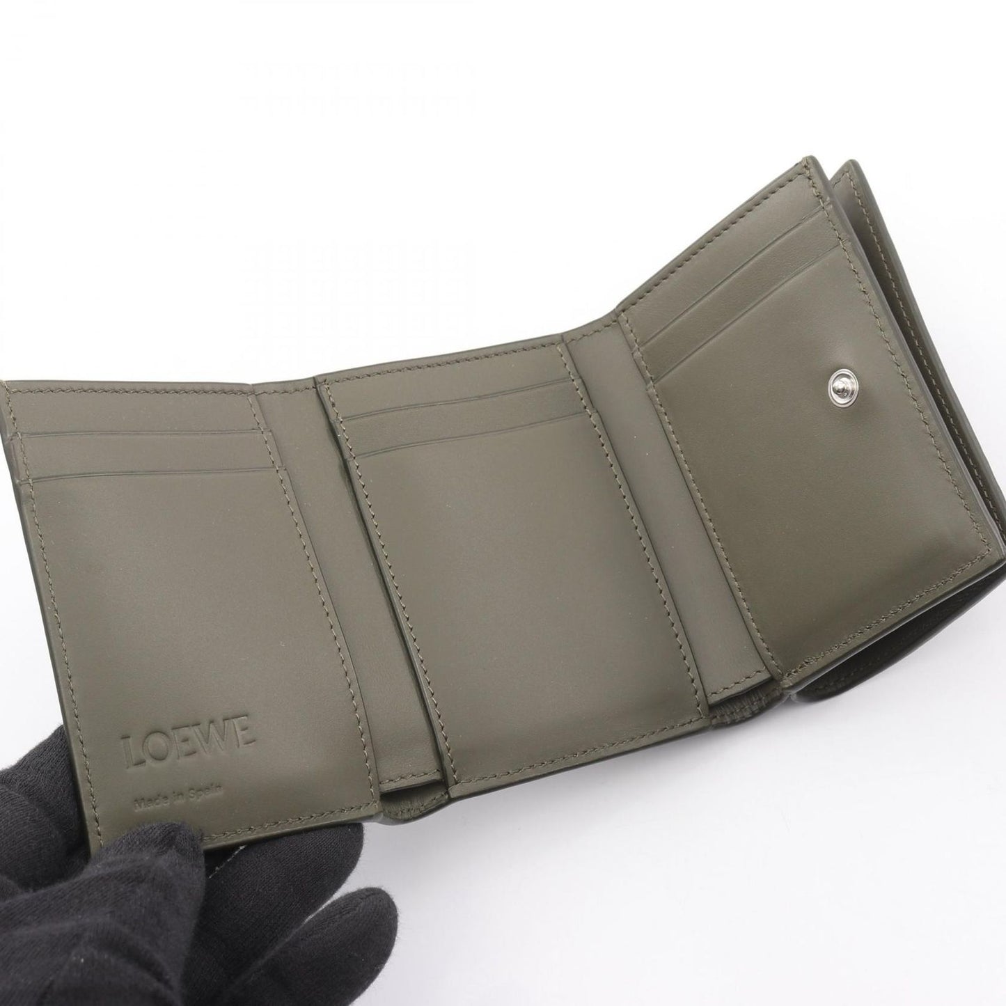Loewe Trifold Wallet Khaki Green Leather — view 3