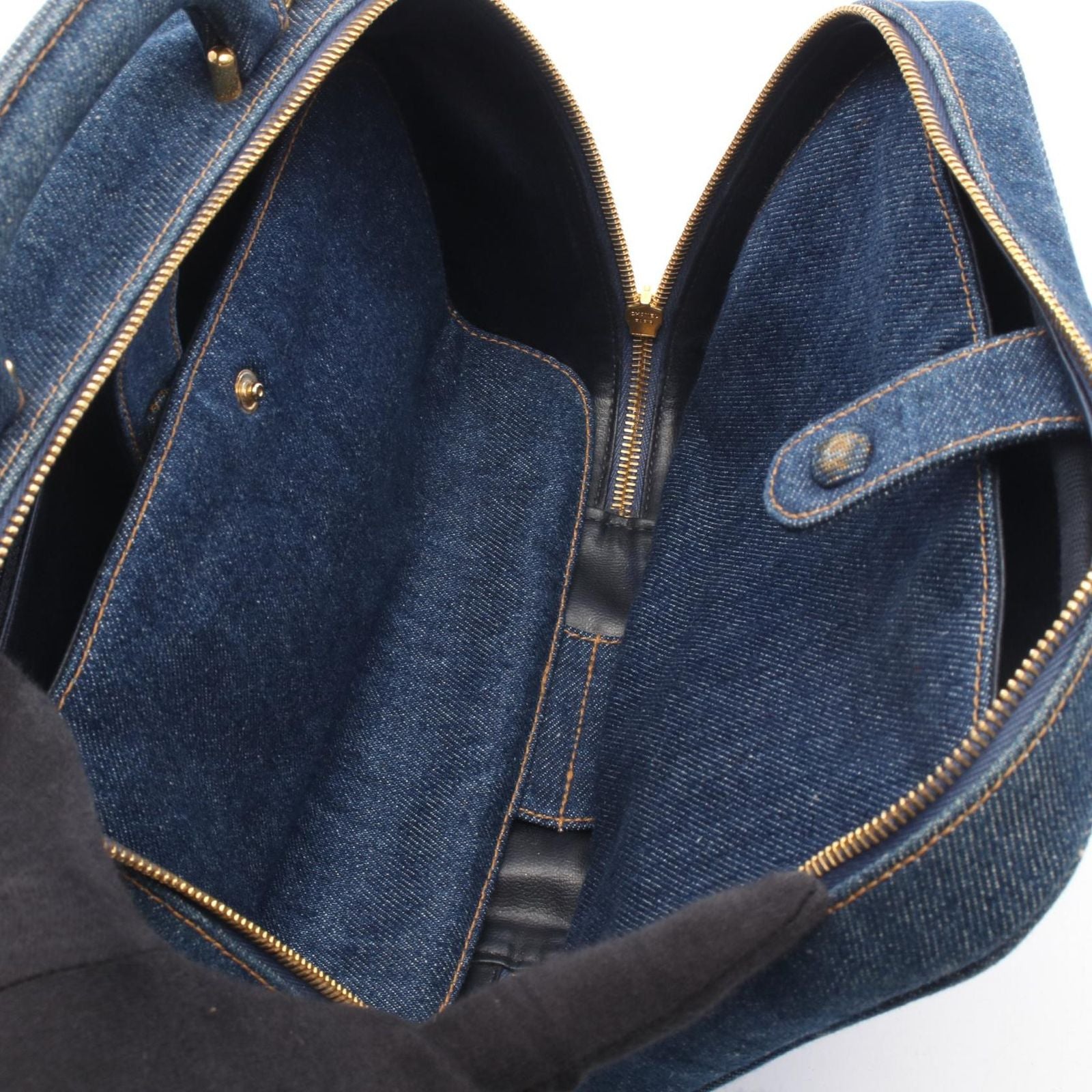 Chanel Handbag CC Logo Vanity 2-Way Denim Blue CC Shoulder — view 3