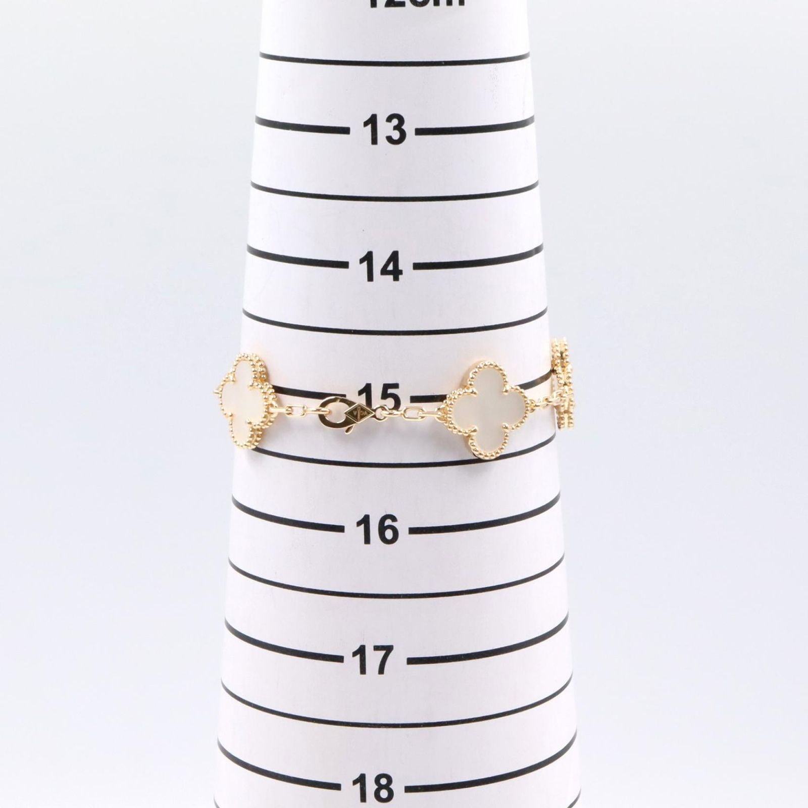 Van Cleef & Arpels Bracelet Vintage Alhambra 5 Motif Mother of Pearl Calf 18k 5 — view 7