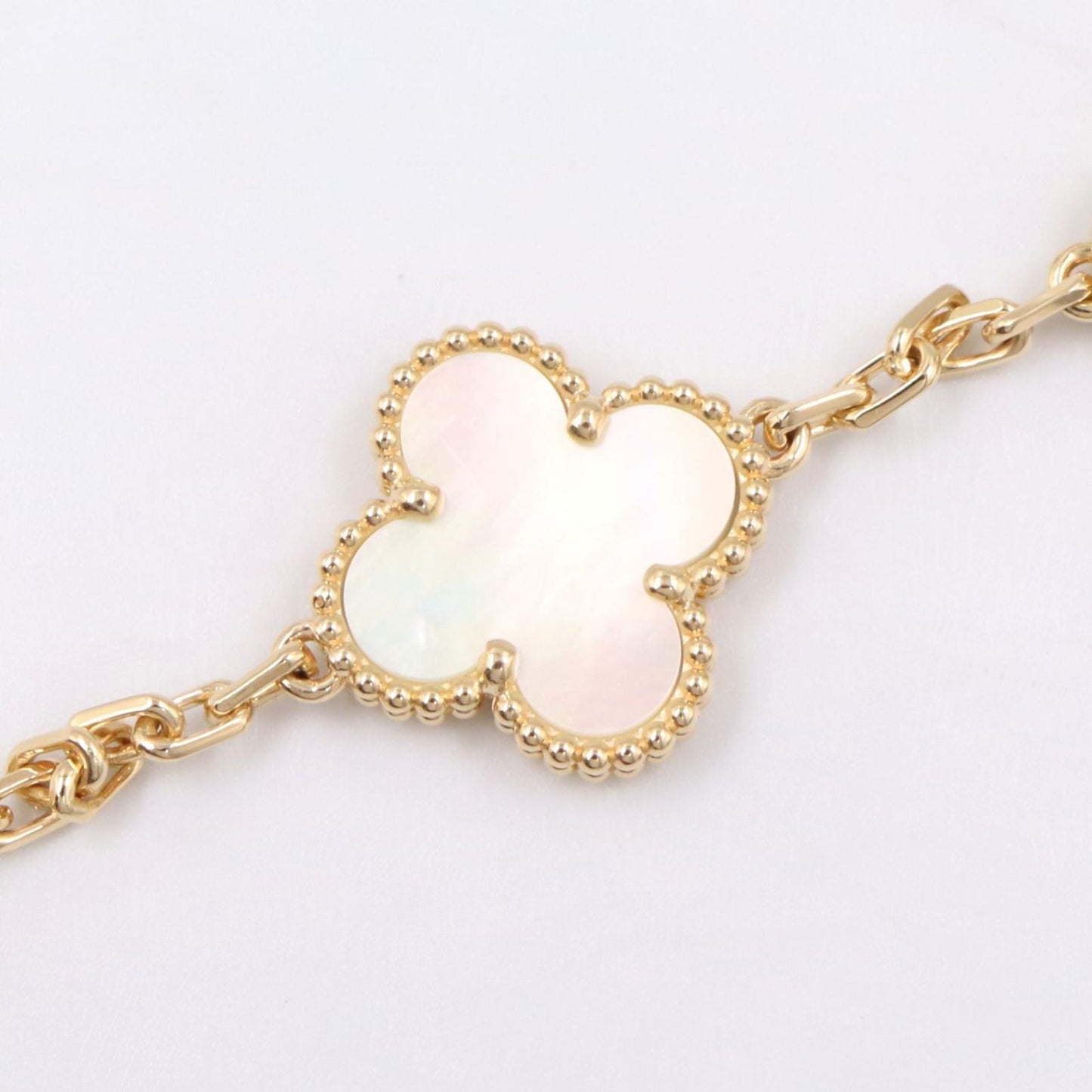 Van Cleef & Arpels Bracelet Vintage Alhambra 5 Motif Mother of Pearl Calf 18k 5 — view 6