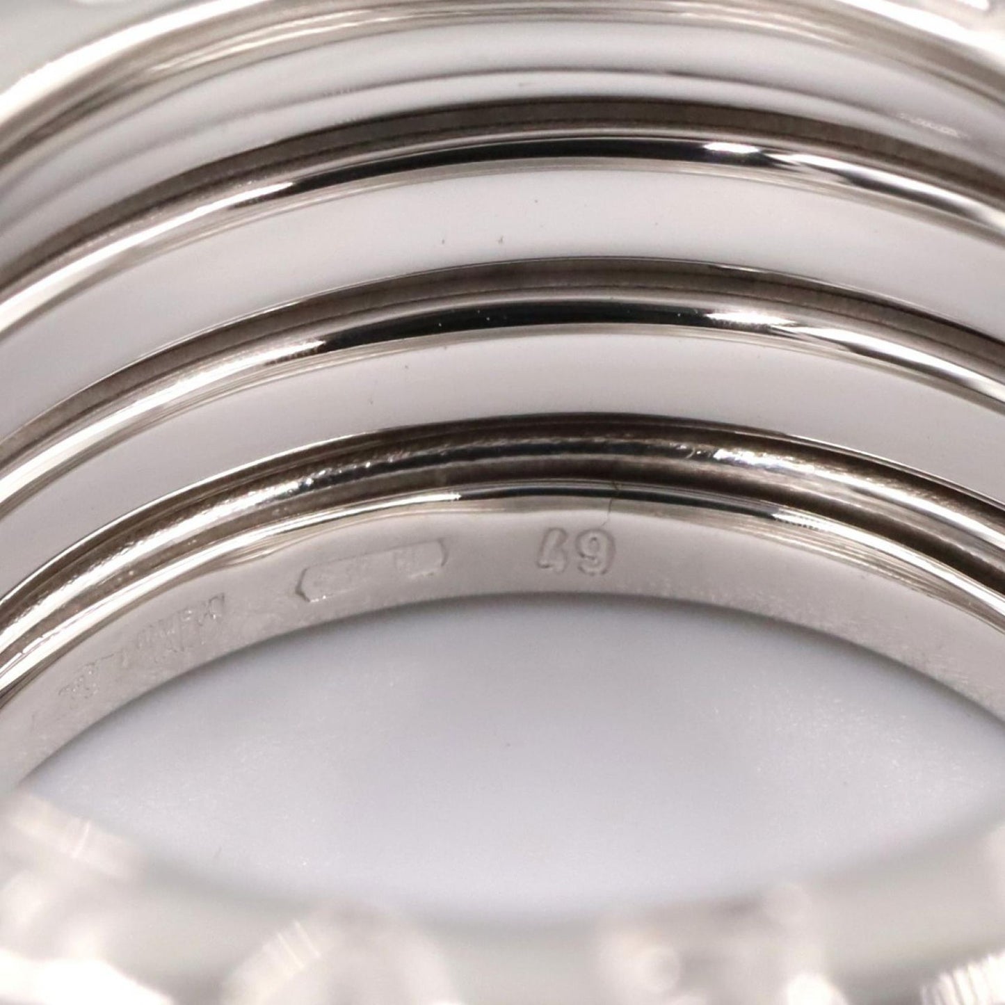 Bvlgari Ring B-zero One Band 18k White Gold — view 4
