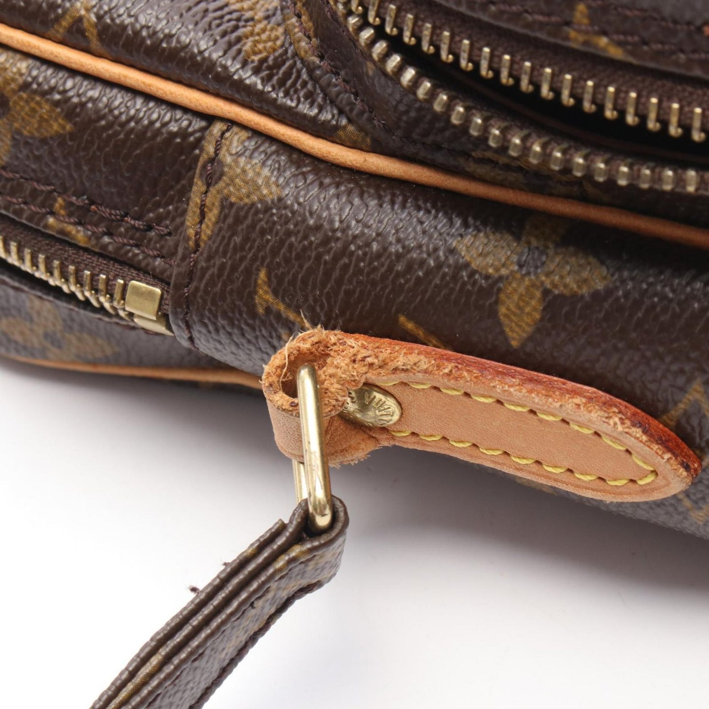 Louis Vuitton Shoulder Bag Amazon Monogram Canvas Leather — view 9