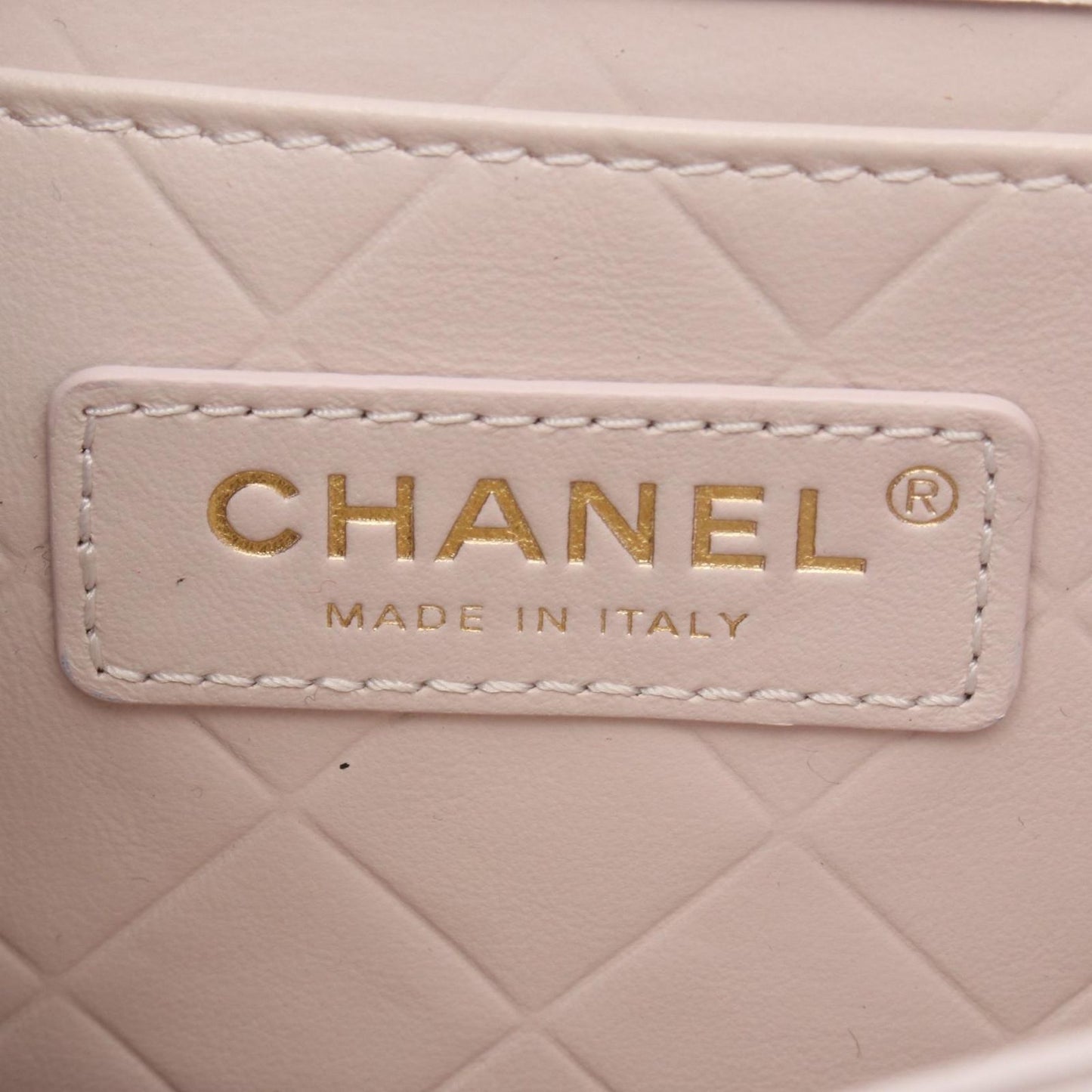 Chanel Shoulder Bag Quilted Pink Gray Leather Chain — view 4