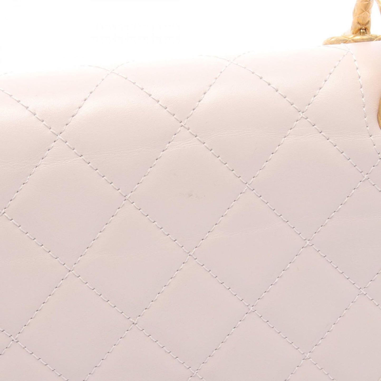 Chanel Shoulder Bag Quilted Pink Gray Leather Chain — view 6