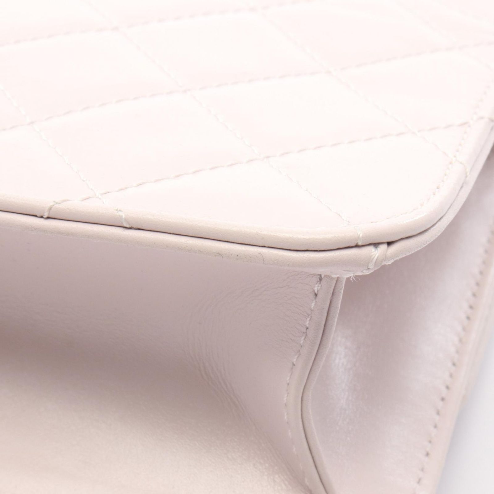 Chanel Shoulder Bag Quilted Pink Gray Leather Chain — view 7