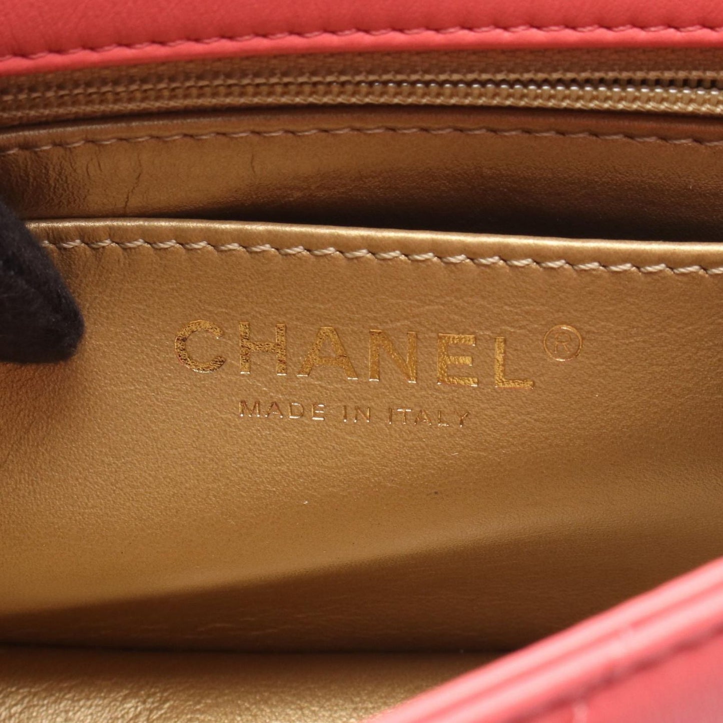 Chanel Shoulder Bag Quilted Pink Leather Mini Chain — view 4