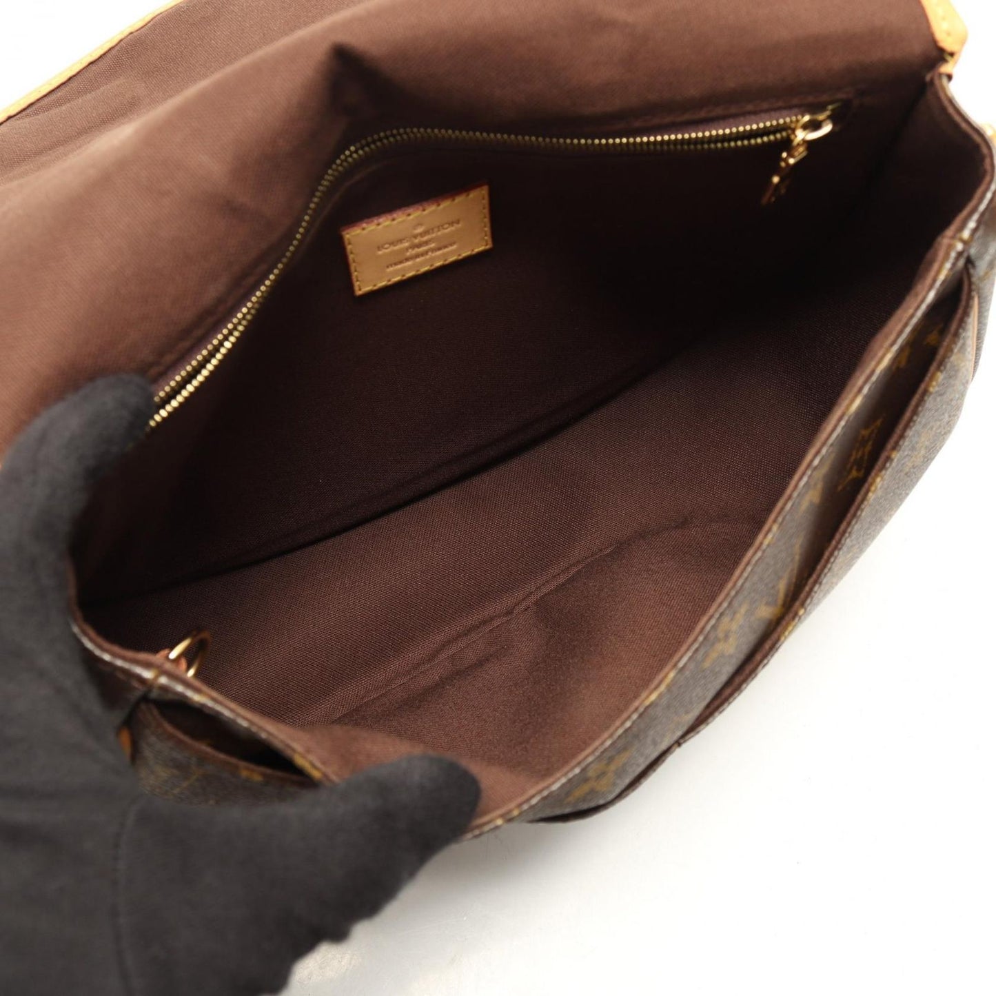 Louis Vuitton Shoulder Bag Menilmontan PM Monogram Canvas Leather — view 3