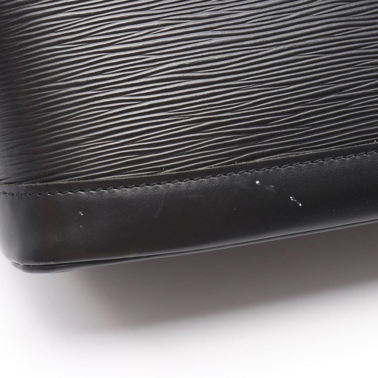 Louis Vuitton Handbag Alma Epi Noir Leather — view 8