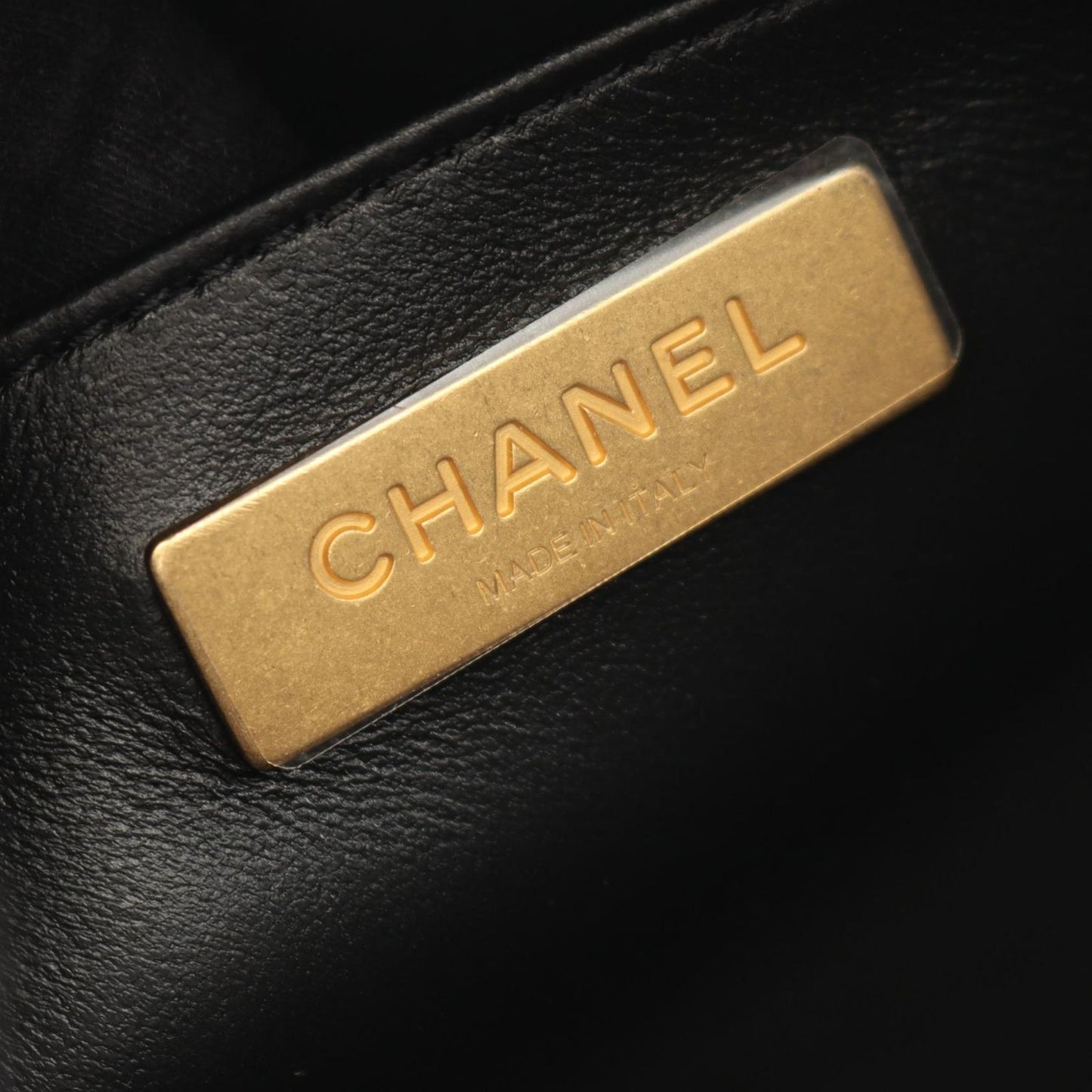 Chanel Shoulder Bag Quilted Mini 2-Way Black — view 4