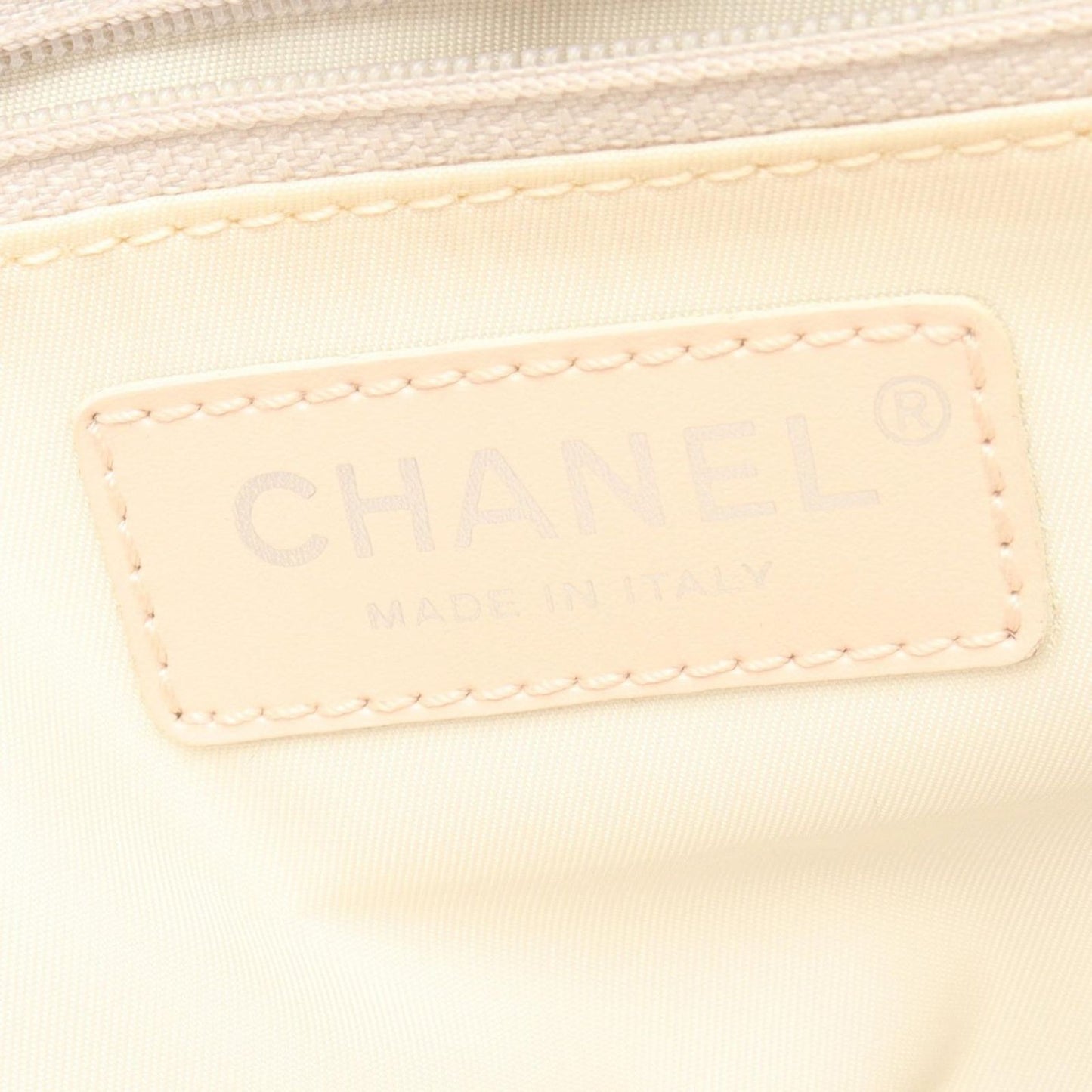 Chanel Tote New Travel Line PM Rose Gold Leather PM — view 4
