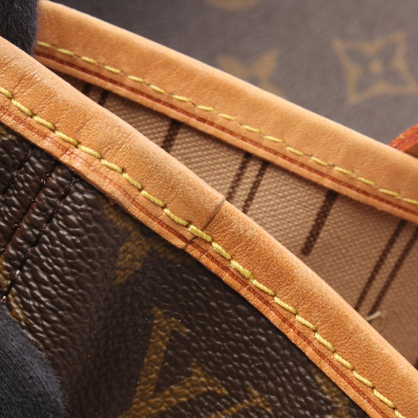 Louis Vuitton Tote Neverfull PM Monogram Canvas Leather — view 8