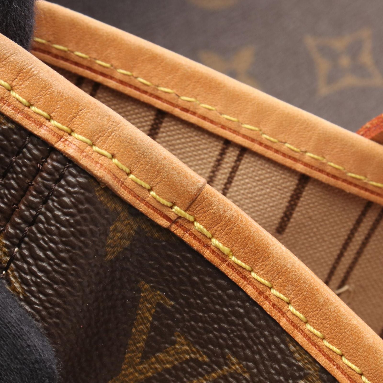 Louis Vuitton Tote Neverfull PM Monogram Canvas Leather — view 8