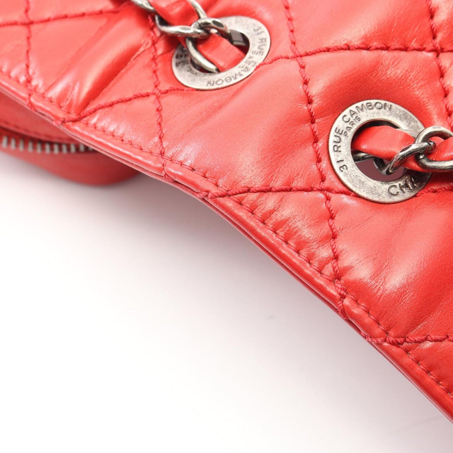 Chanel Shoulder Bag Quilted Red Leather Chain — view 8