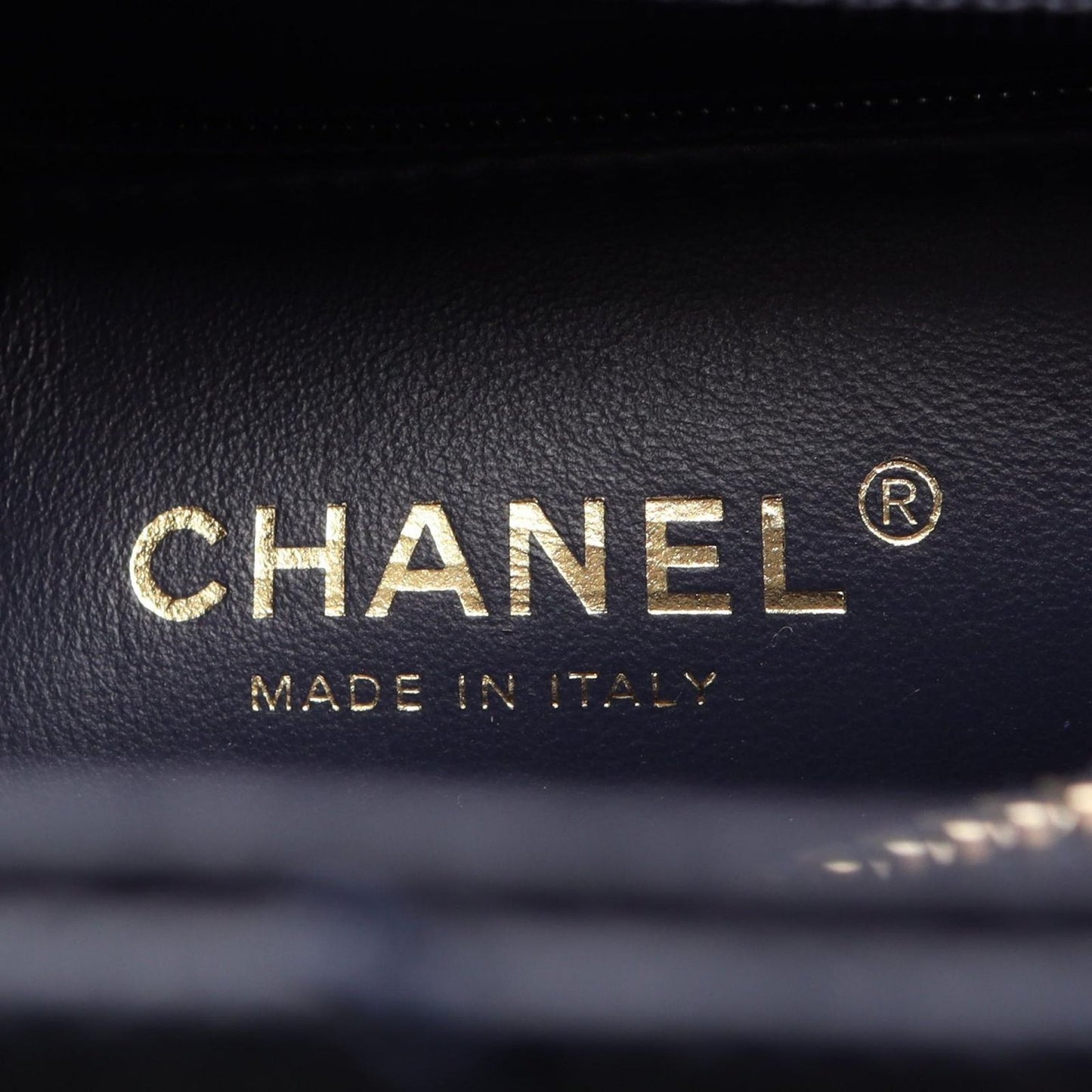 Chanel Handbag Coco Handle 29 Top Flap Bag Quilted 2-Way Navy Caviar Leather — view 4