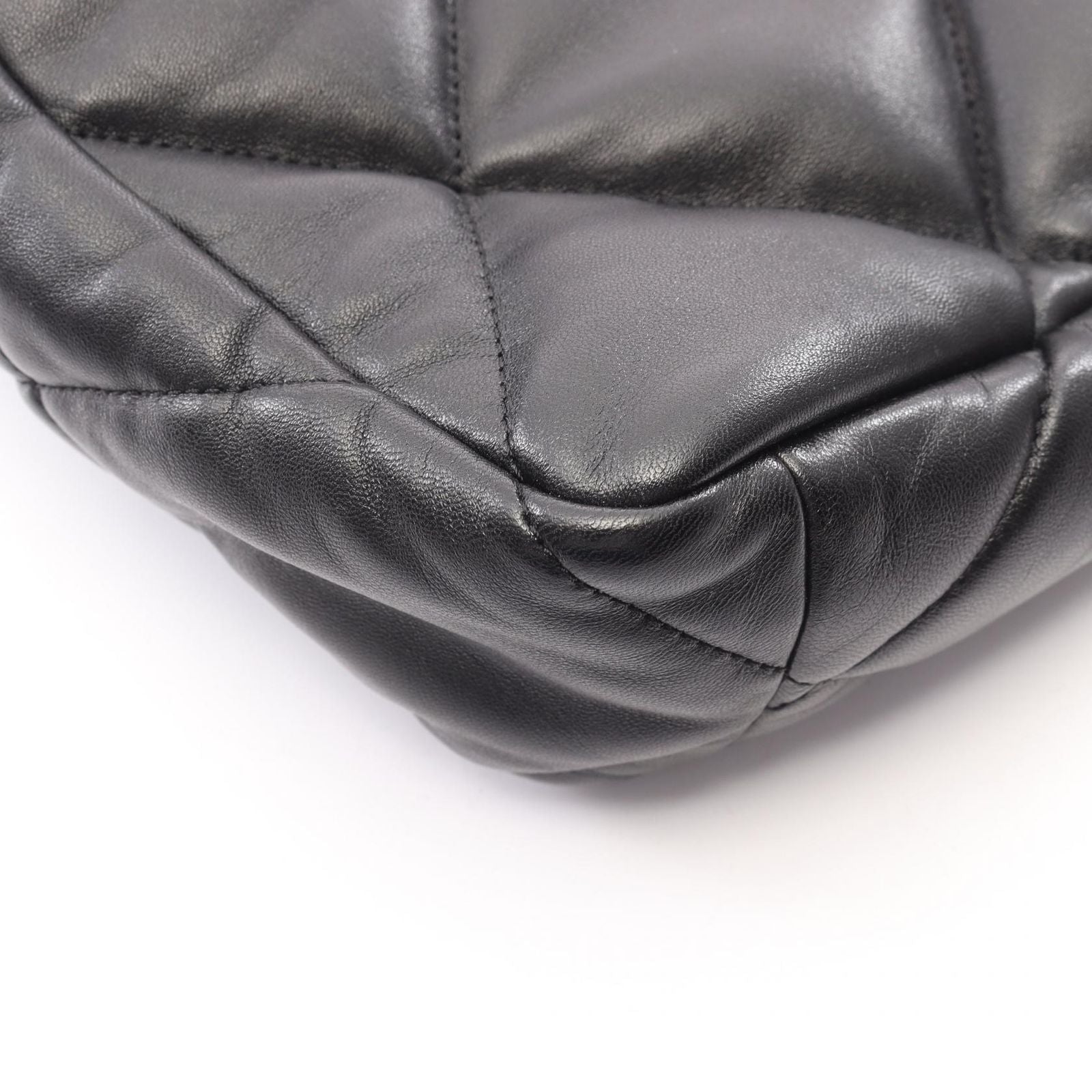 Chanel Shoulder Bag 19 D'isneuf Quilted 2-Way Black Lambskin 19 Chain — view 8