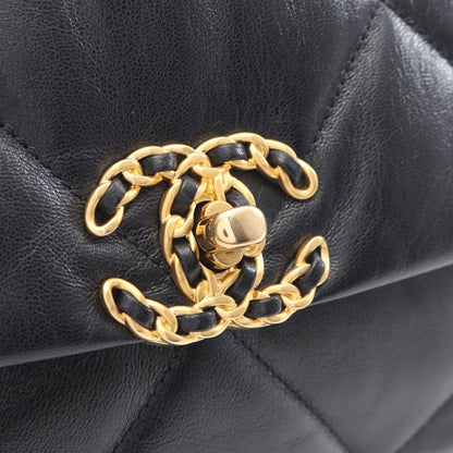 Chanel Shoulder Bag 19 D'isneuf Quilted Black Leather 19 Chain — view 6