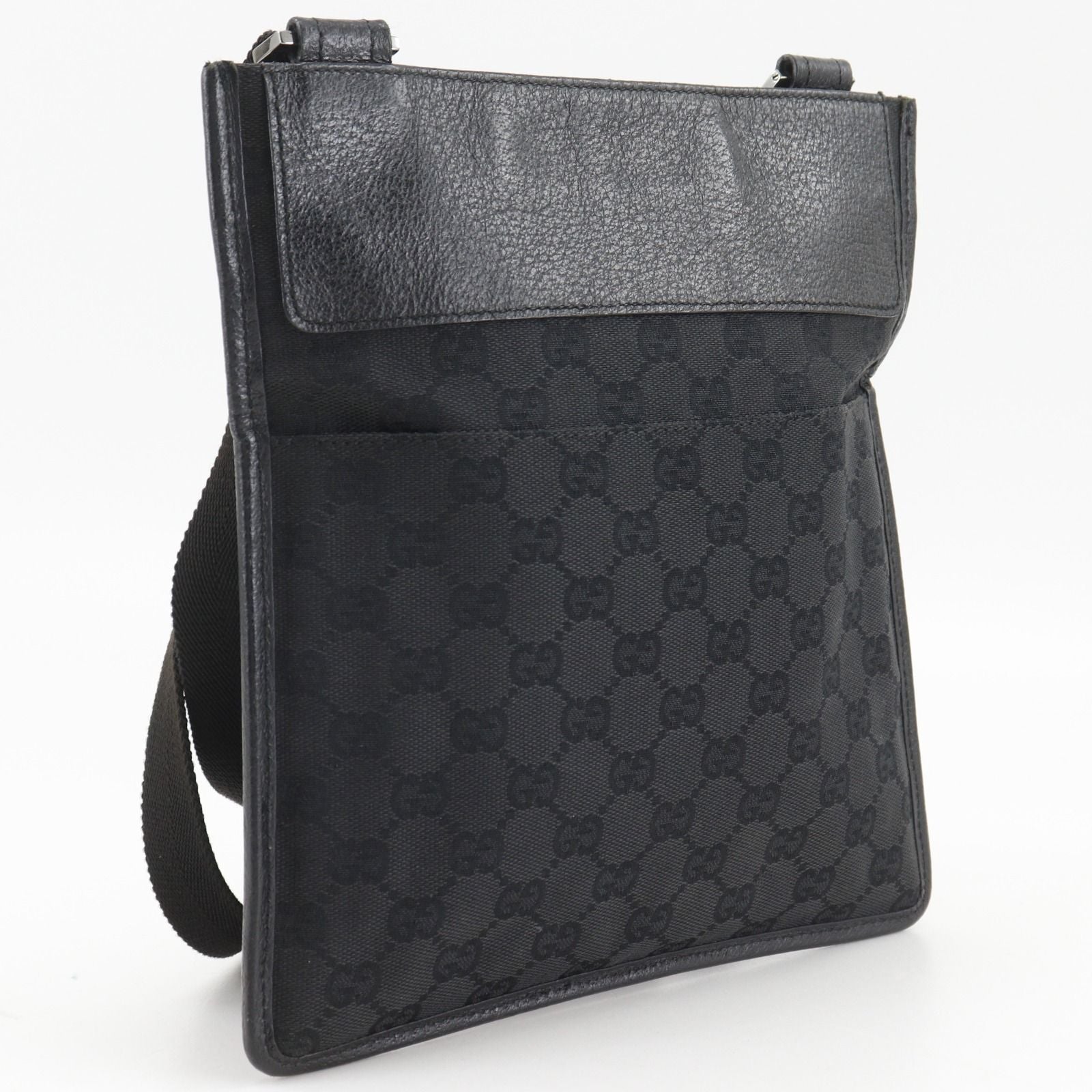 Gucci GG Canvas Black Shoulder Bag — view 3