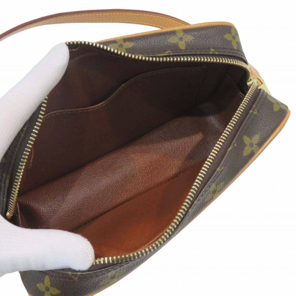 Louis Vuitton Pochette Cite Monogram Shoulder Bag Canvas — view 5