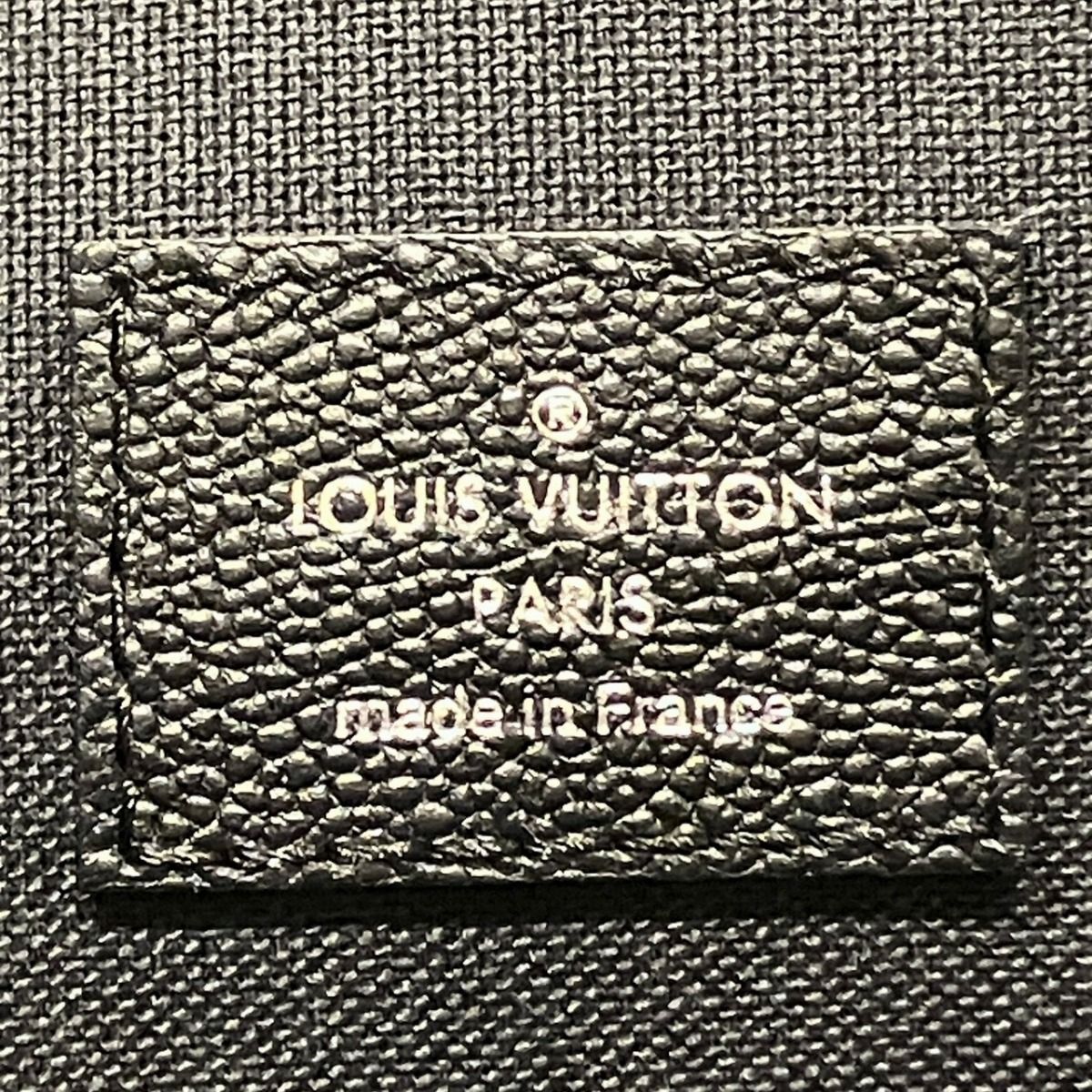 Louis Vuitton GM Epi Handbag Leather — view 4