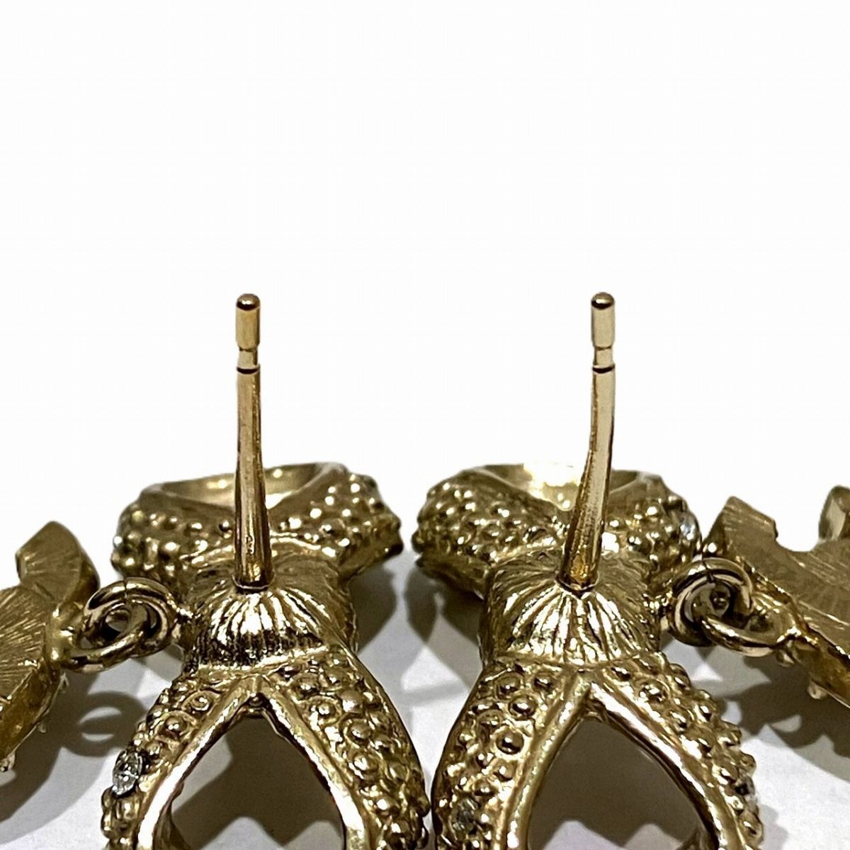 Chanel CC Logo Earrings Alloy — view 5