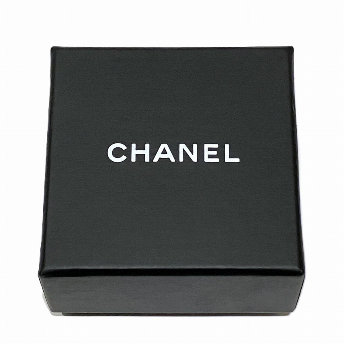 Chanel CC Logo Earrings Alloy — view 6