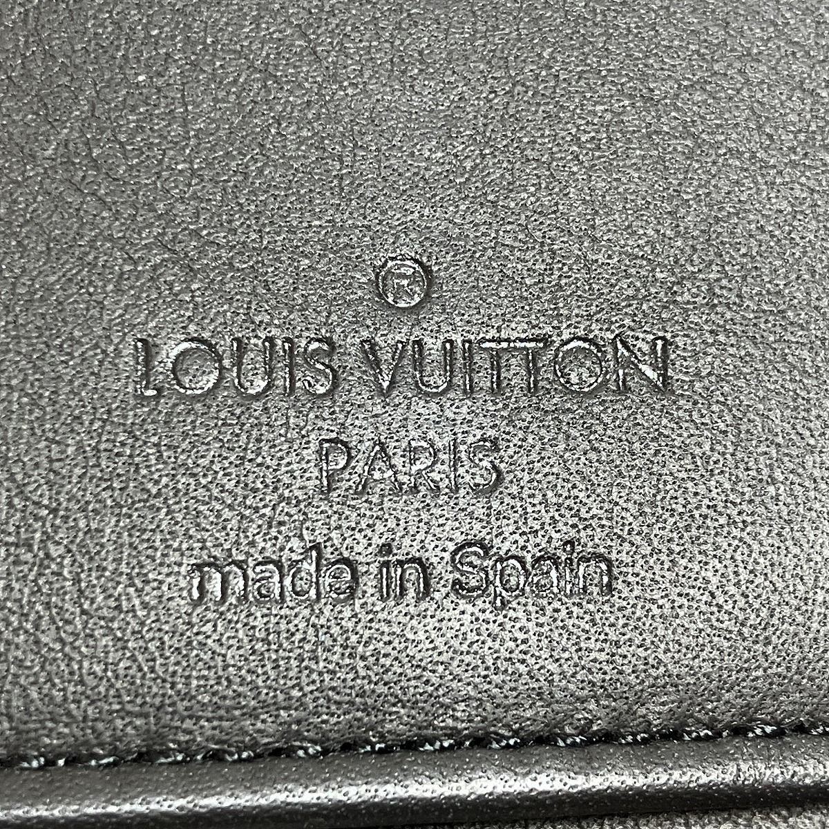 Louis Vuitton Vertical Wallet Leather — view 5