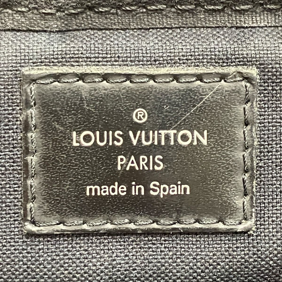 Louis Vuitton Ambler Damier Messenger Bag — view 4