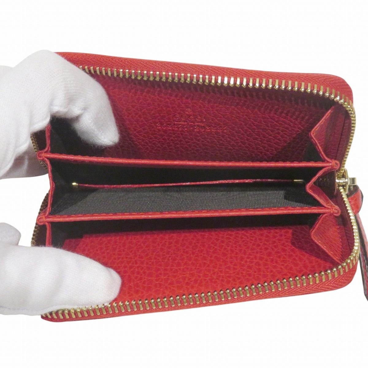 Gucci Swing Coin Case Leather — view 3