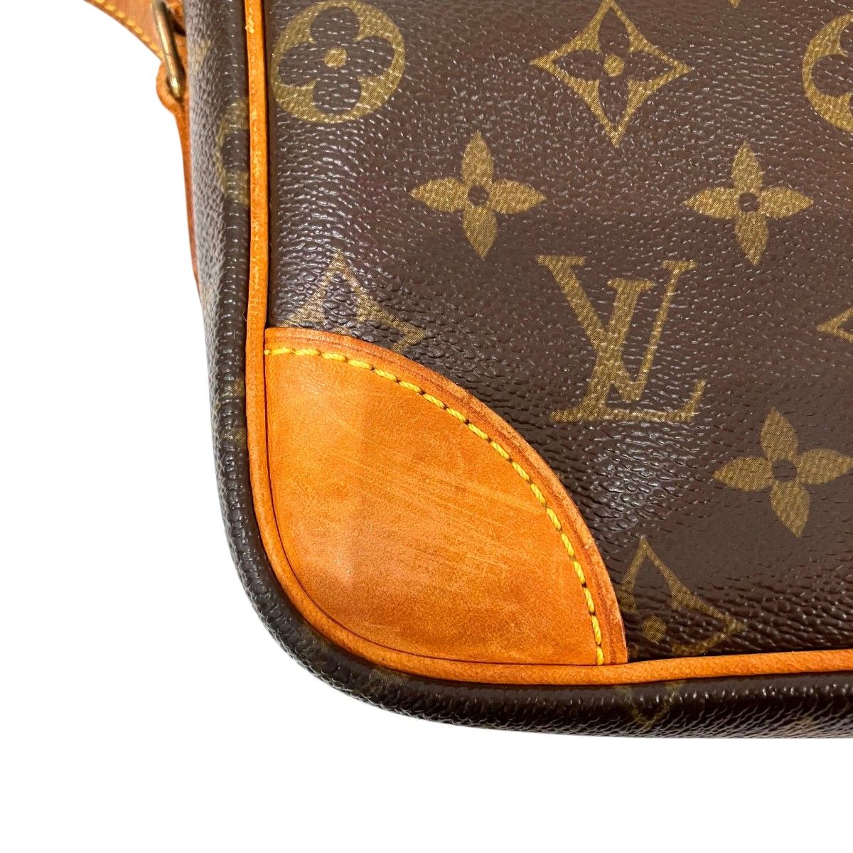 Louis Vuitton Trocadero Monogram Shoulder Bag Canvas — view 5